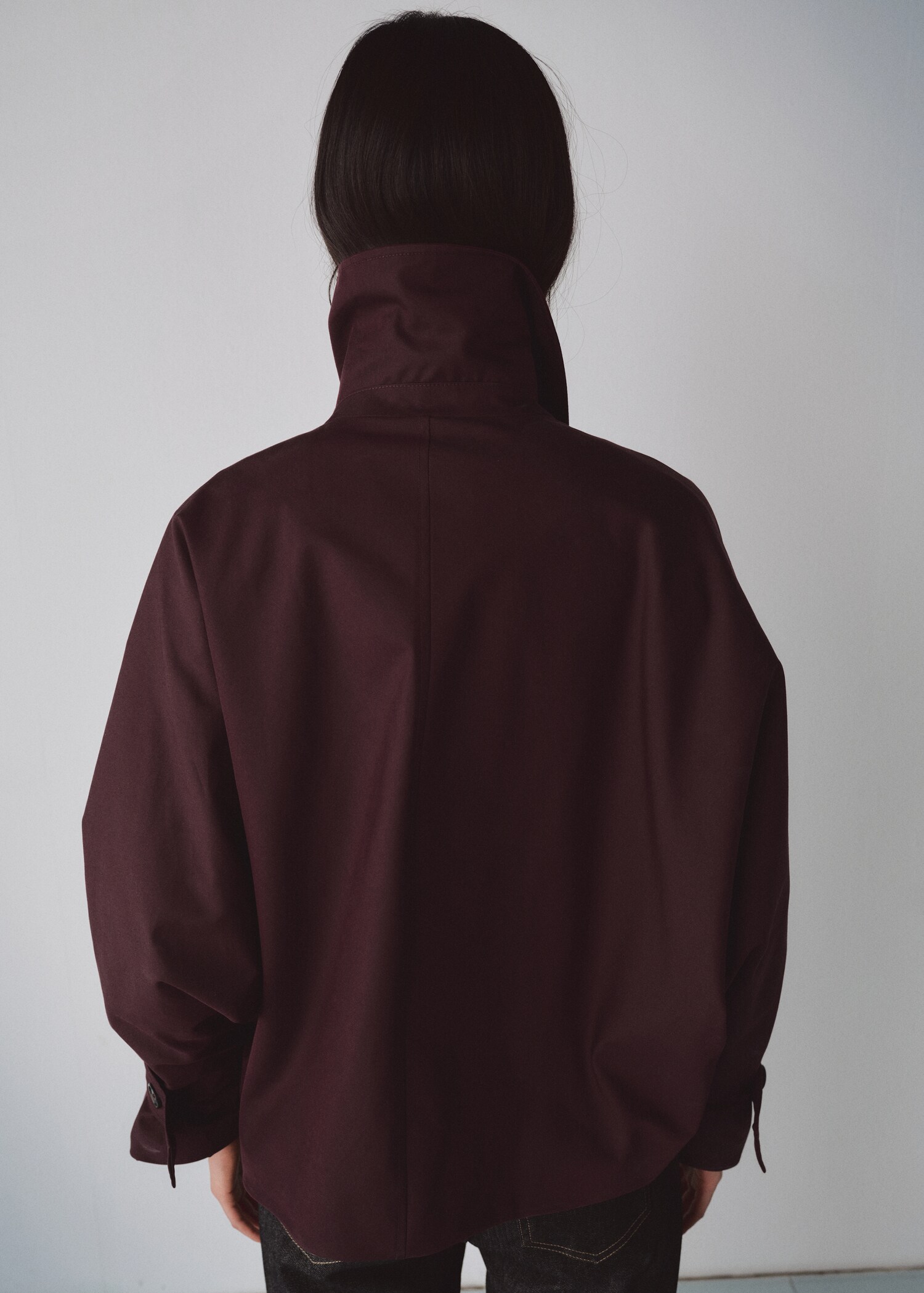 Короткий двубортный тренч с капюшоном - Деталь изделия 2