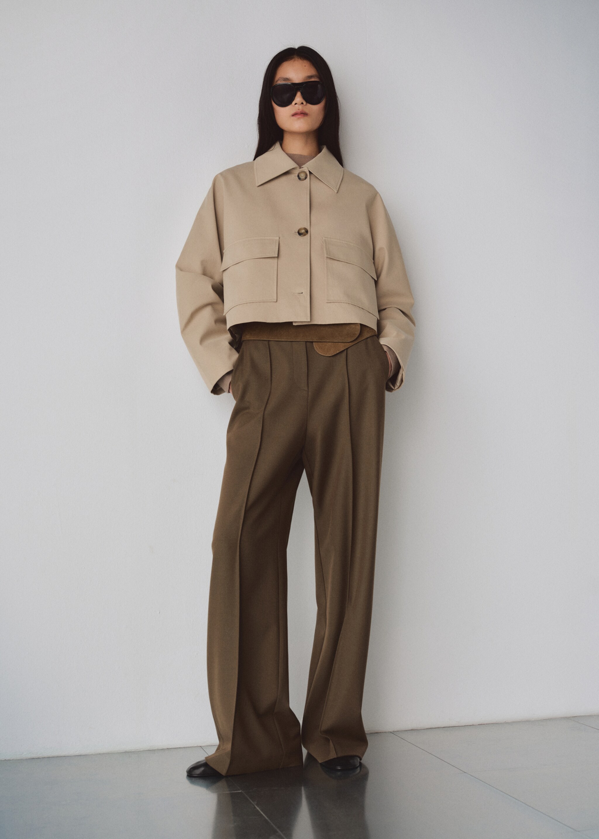 Katoenen jasje met zakken - Overzichtstekening, Open beige. Ref: 27065817-01.