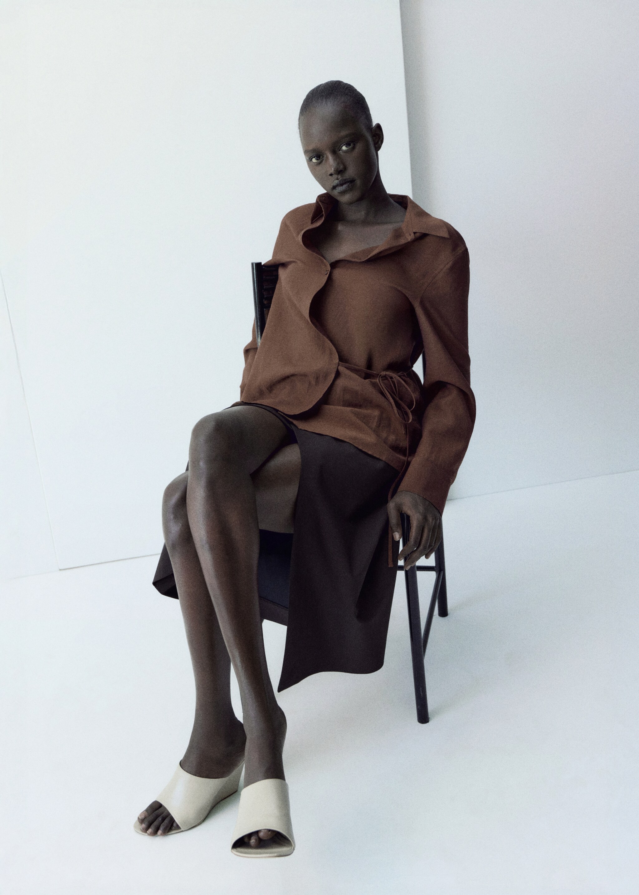 Wrap shirt with bow - Details of the article 2, Brown. Ref: 27065828-01.