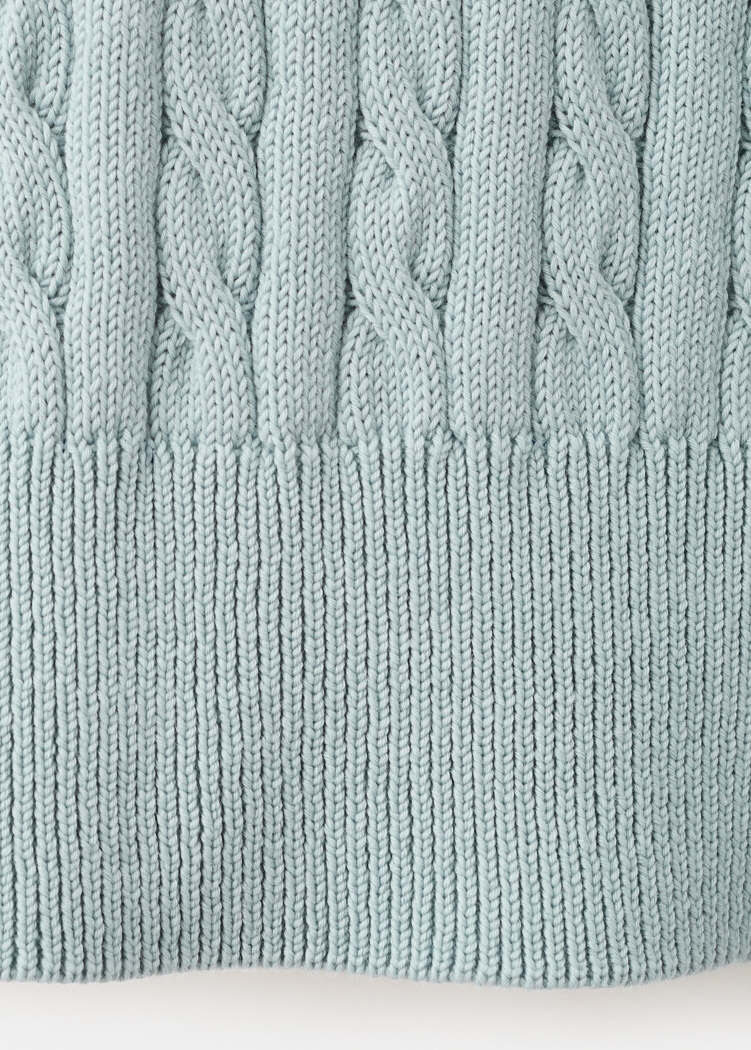 100% cotton cable knit sweater - Details of the article 0