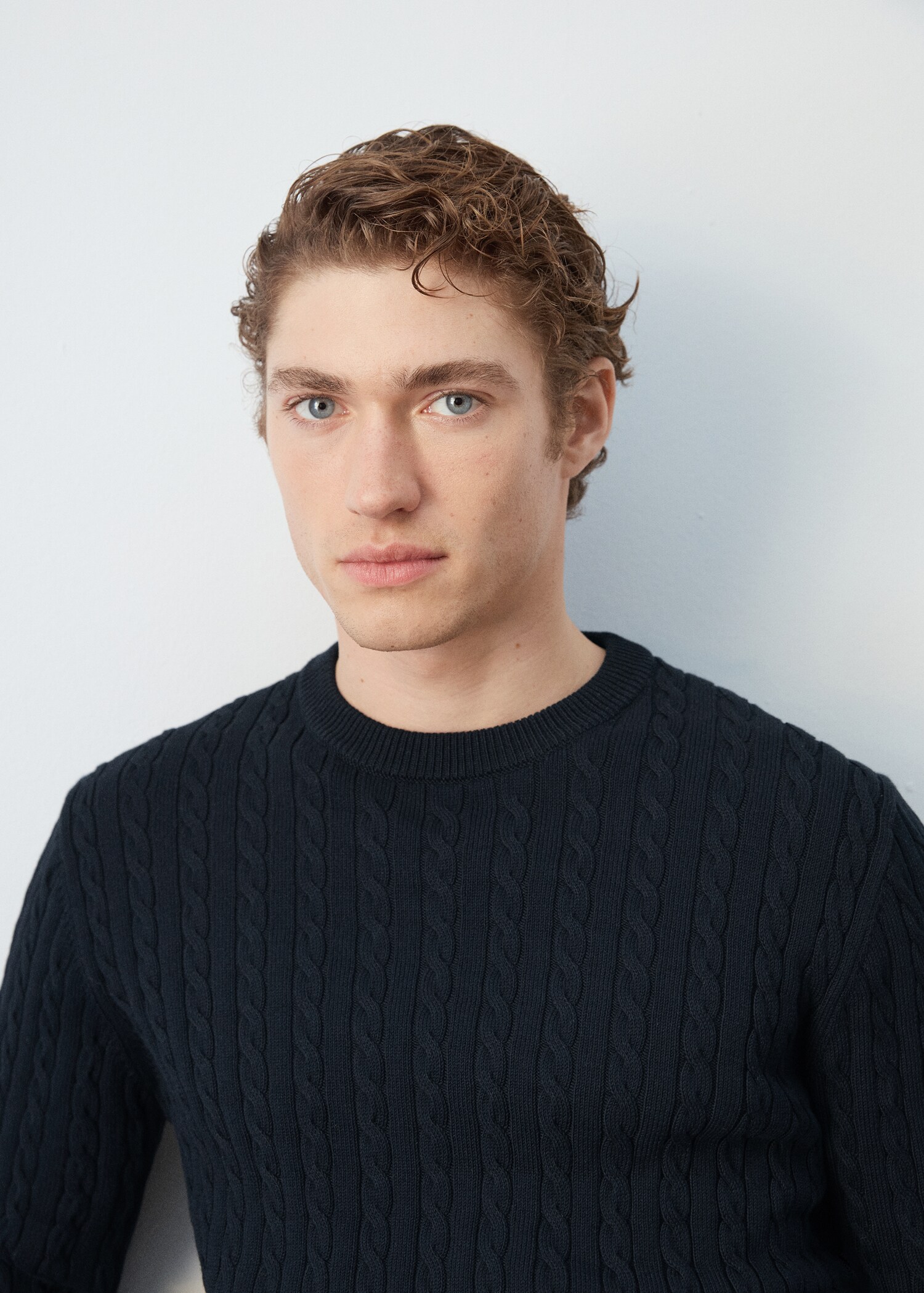 100% cotton cable knit sweater - Details of the article 1