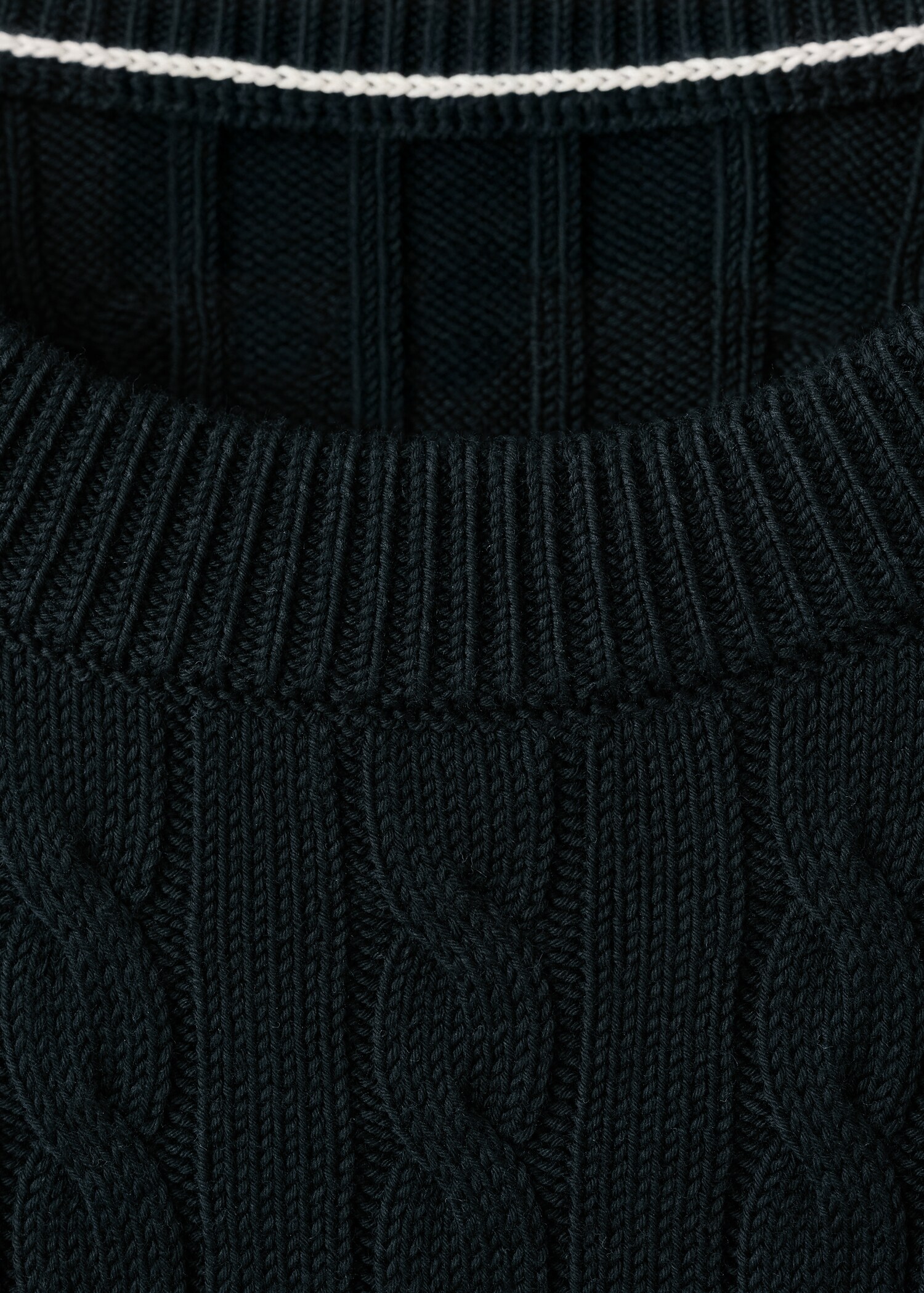 100% cotton cable knit sweater - Details of the article 8