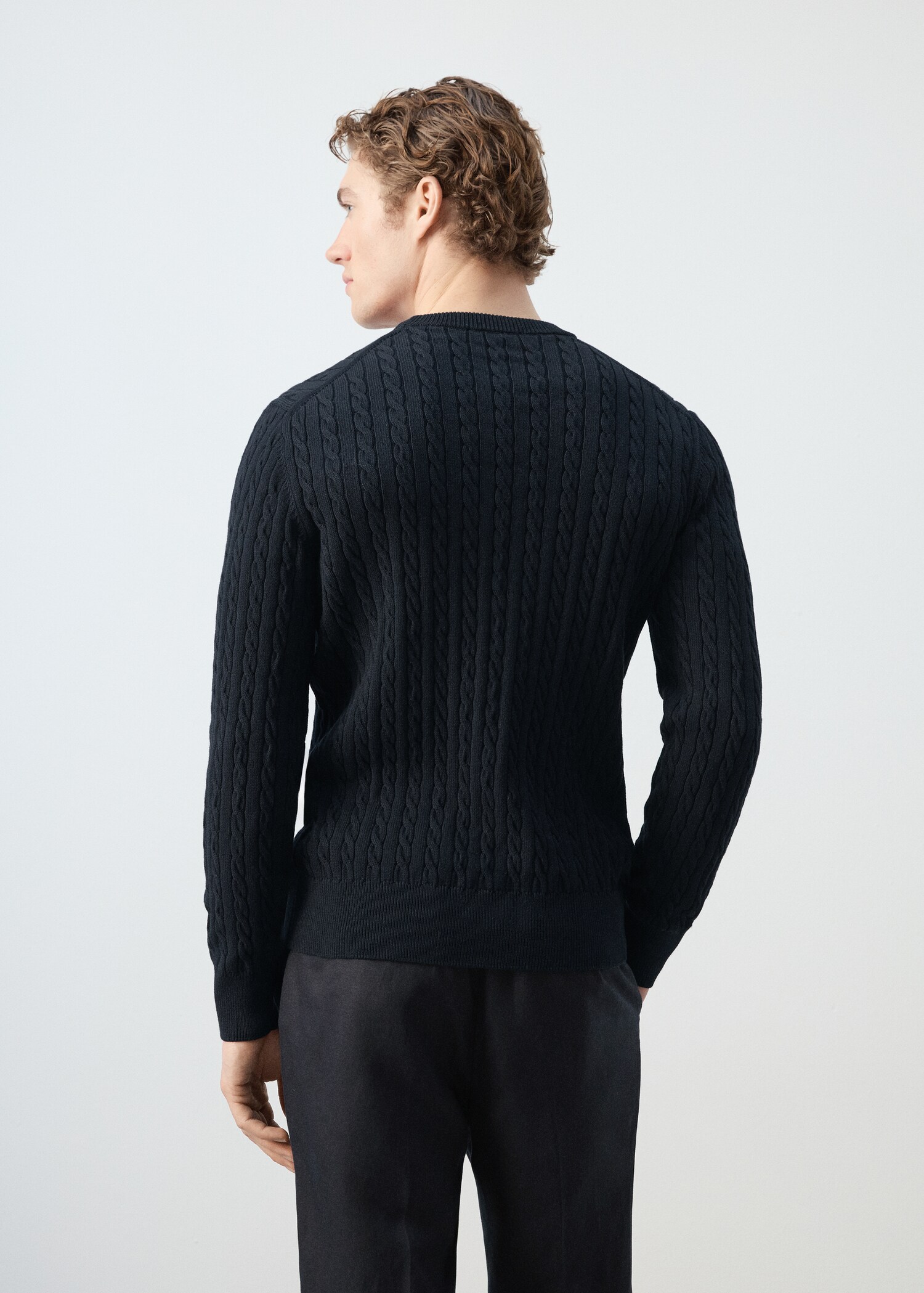 100% cotton cable knit sweater - Reverse of the article