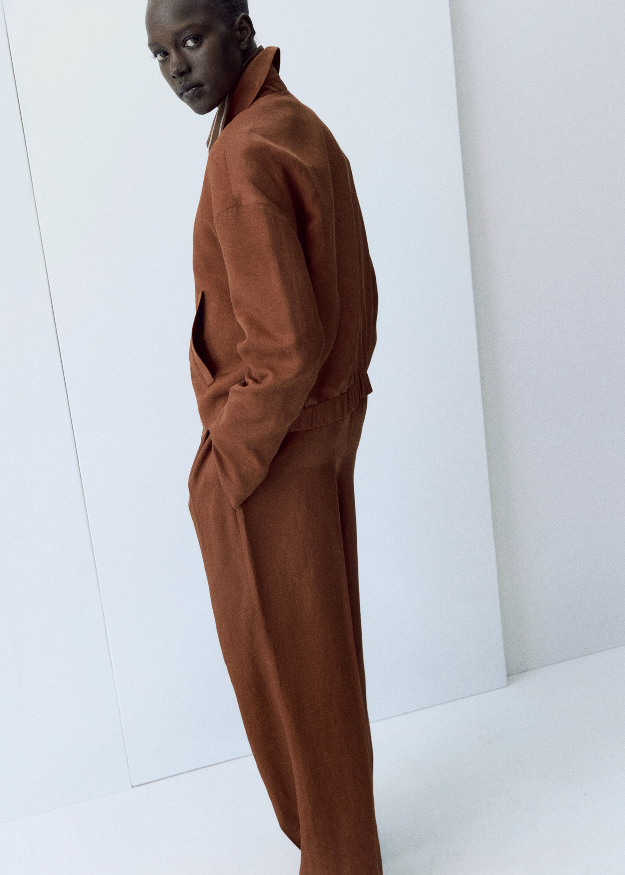 Veste en lin mélangé avec boutons - Verso de l’article, Rouge-orangé. Ref: 27066348-02.