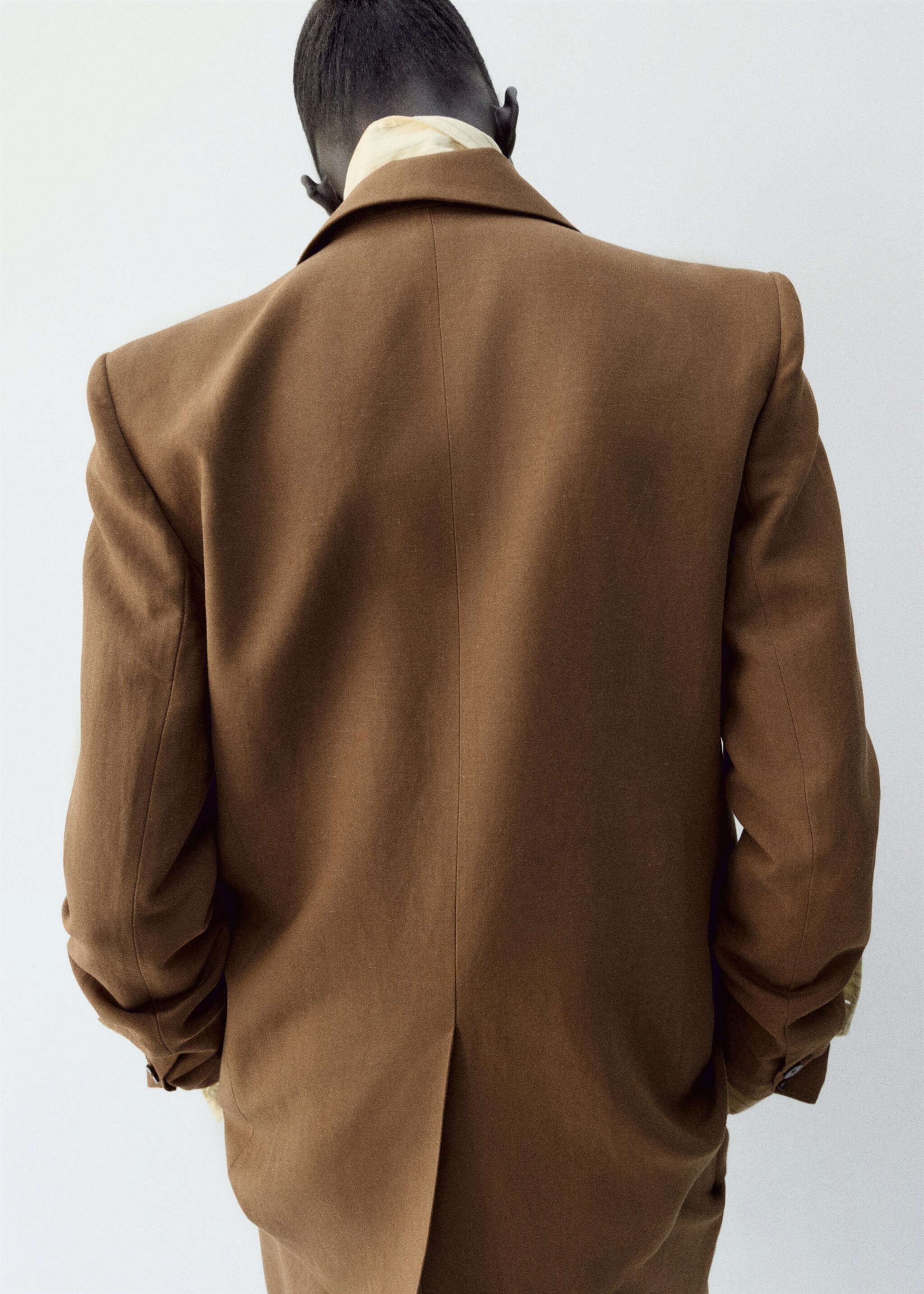 Double-breasted linen suit jacket - Reverse of the article, Caramel. Ref: 27066742-02.