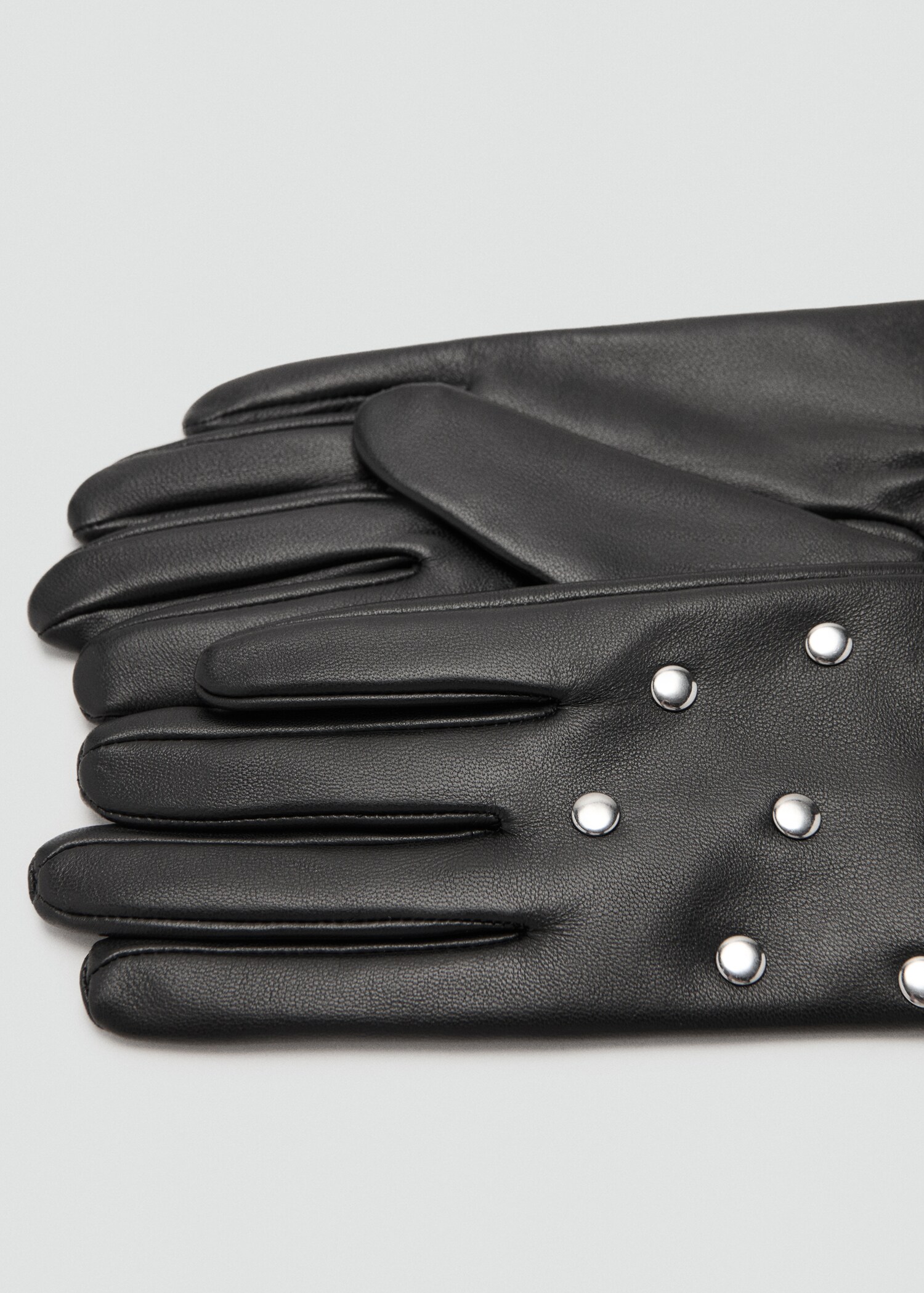Studded leather gloves - Details of the article 1