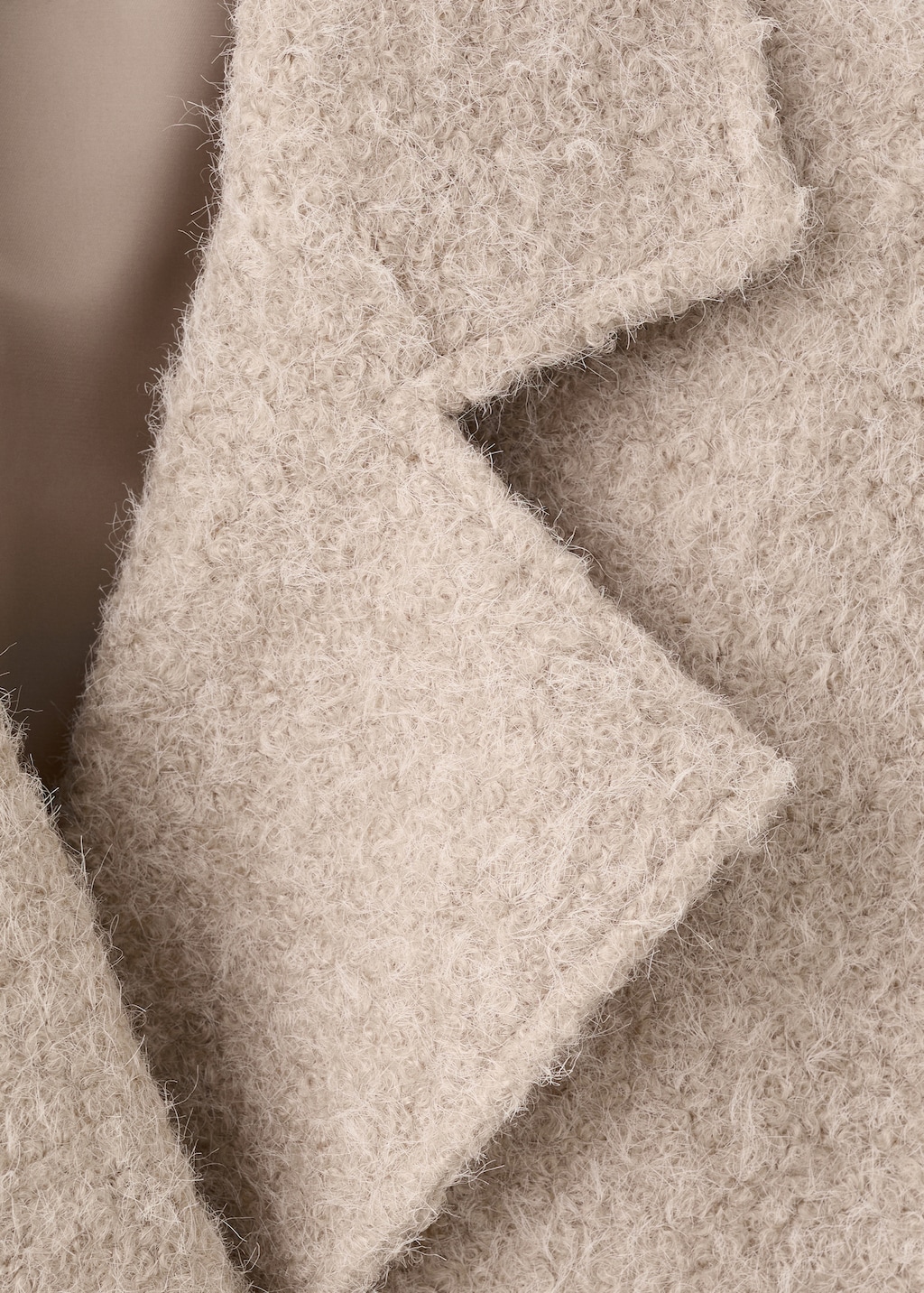 Lapels bouclé coat