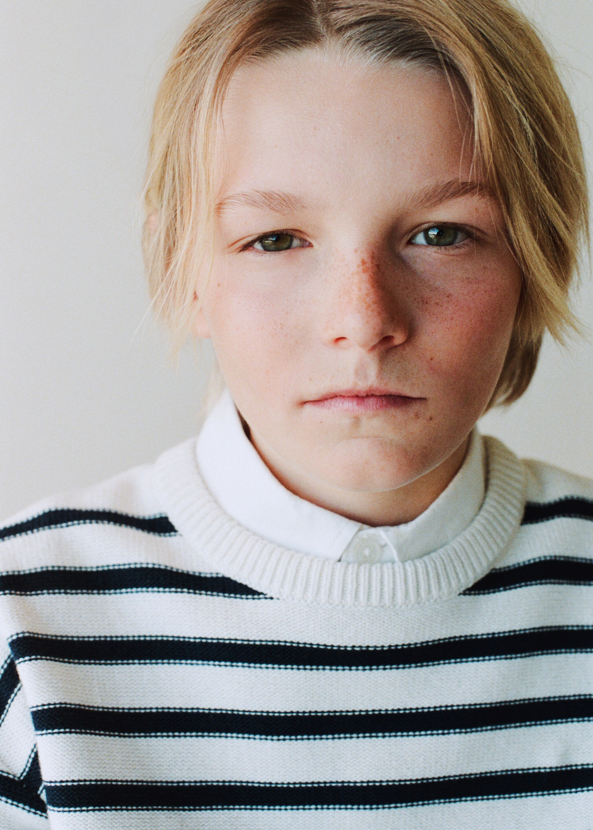 Jersey punto rayas - Detalle del artículo 5, Blanco roto. Ref: 27075150-01.