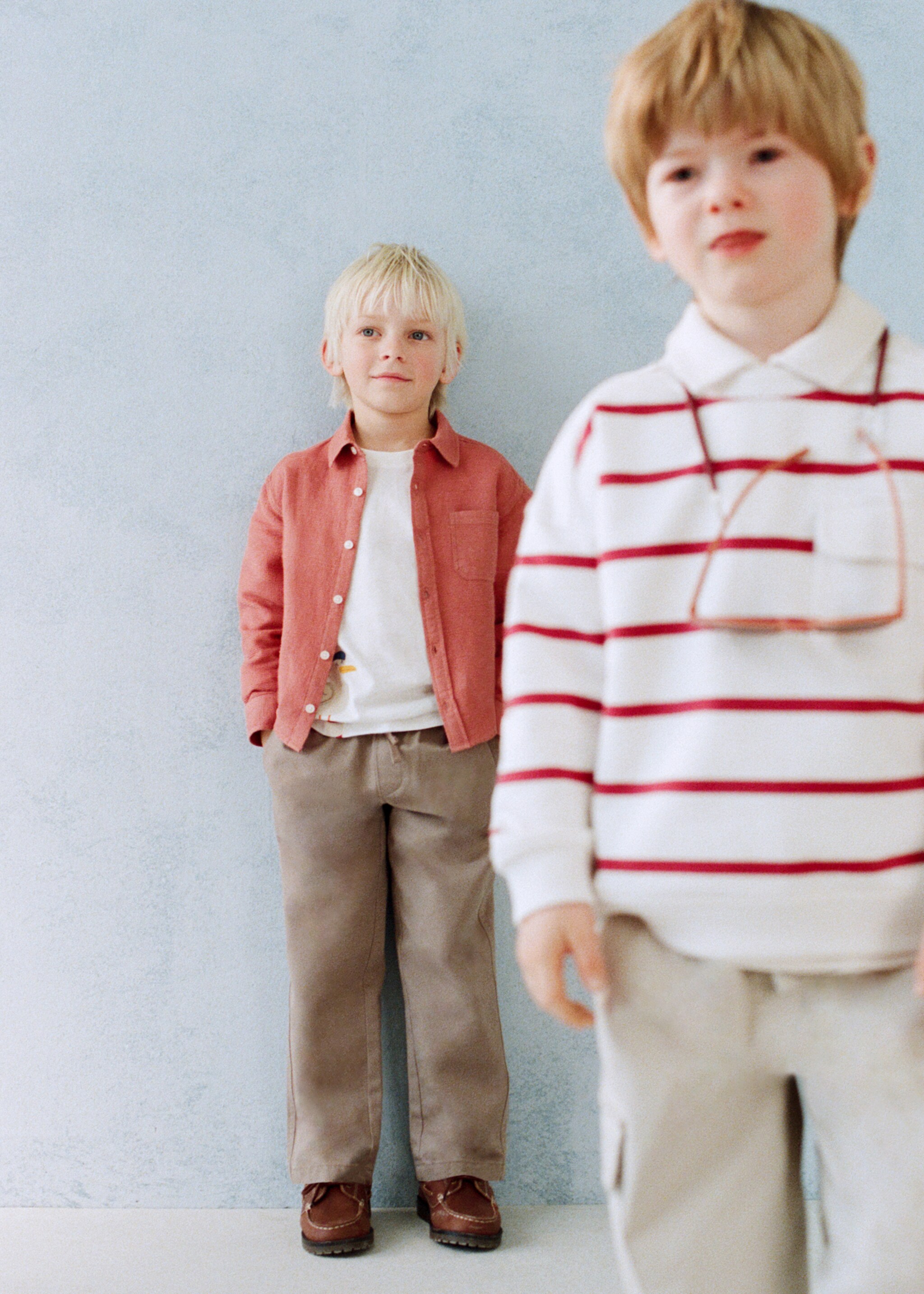 Pocket stripes sweatshirt - Details of the article 5, Red. Ref: 27075152-01.