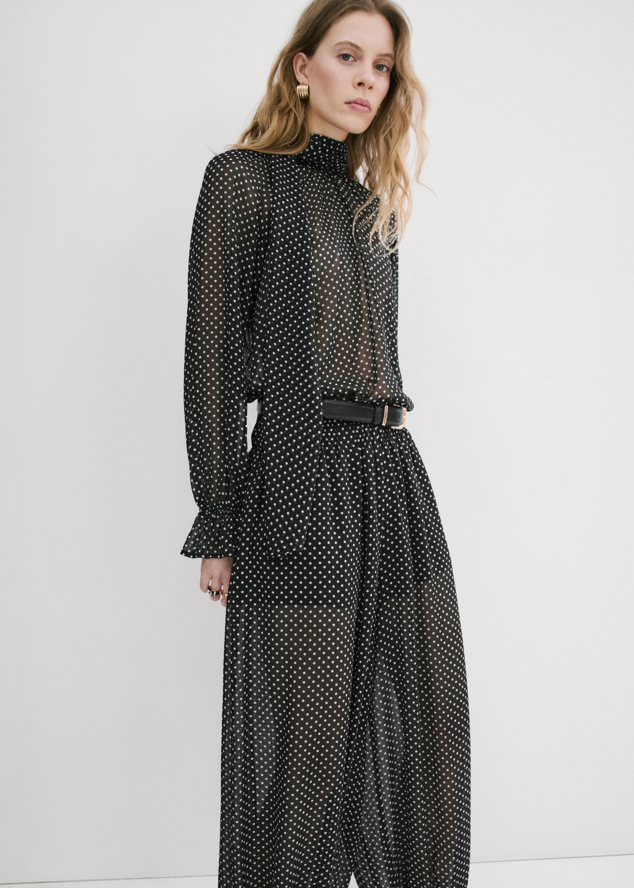 Brusa pics coll alt - Pla mig, Negre. Ref: 27075827-01.