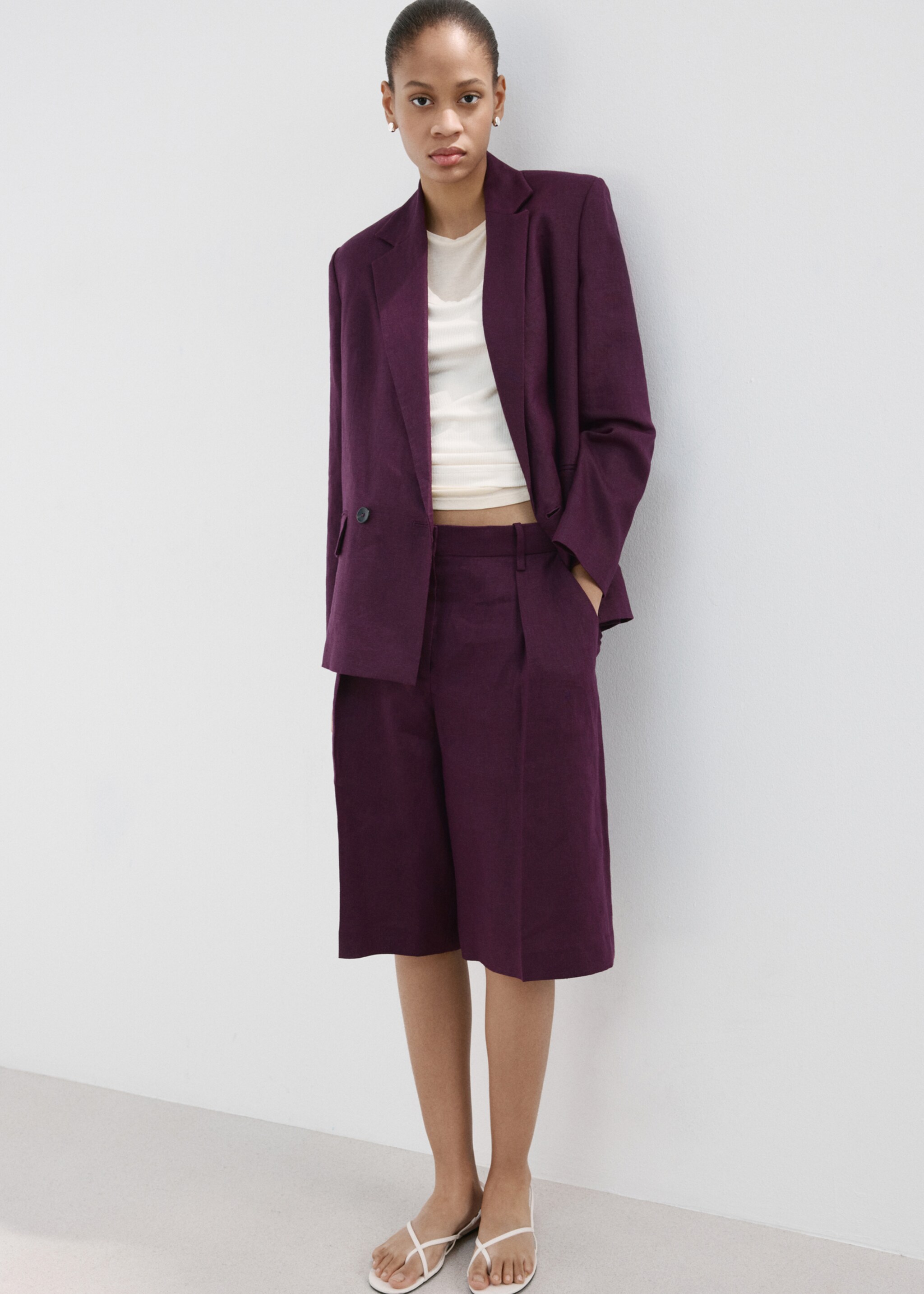 Bermudas lino rectas - Plano general, Morado. Ref: 27077158-01.