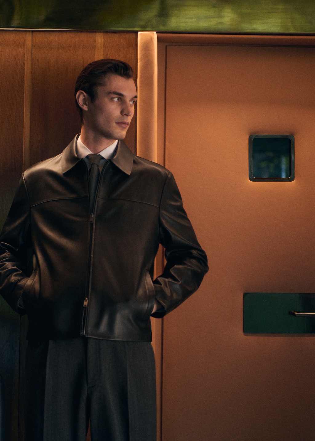 100% leather jacket with pockets