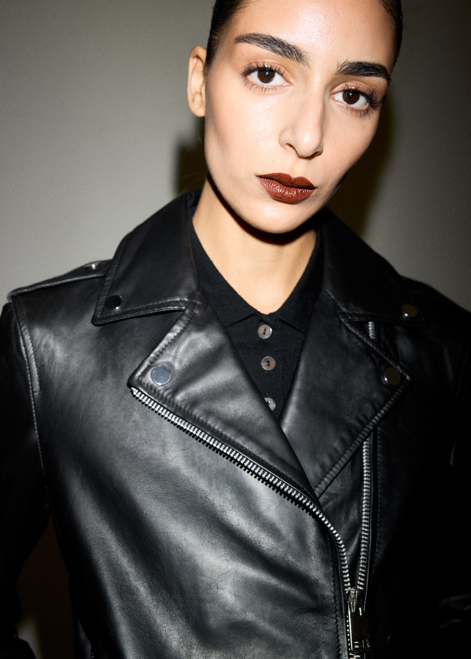 Leather biker jacket - Details of the article 1