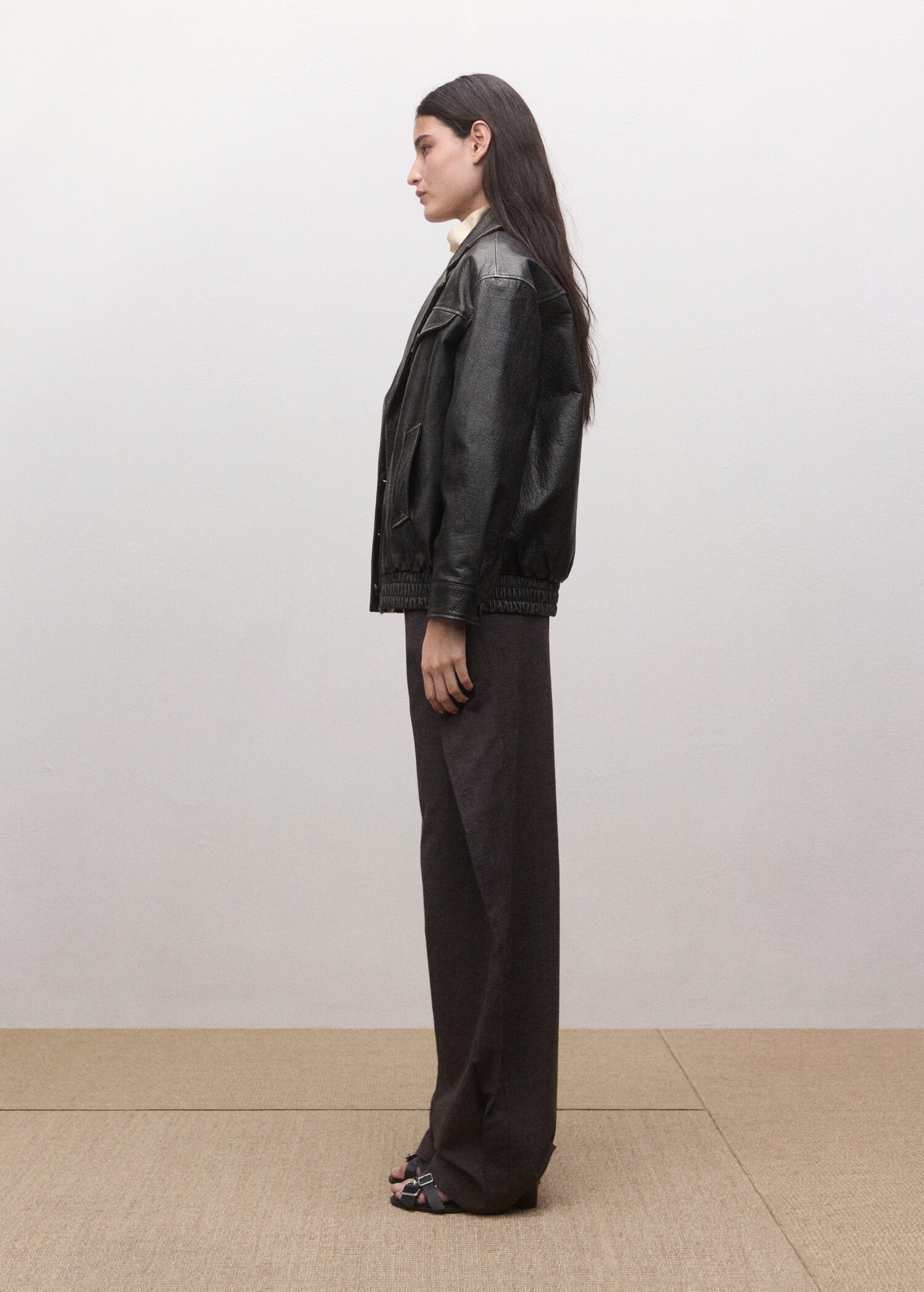 Veste 100 % cuir oversize boutons - Détail de l'article 2