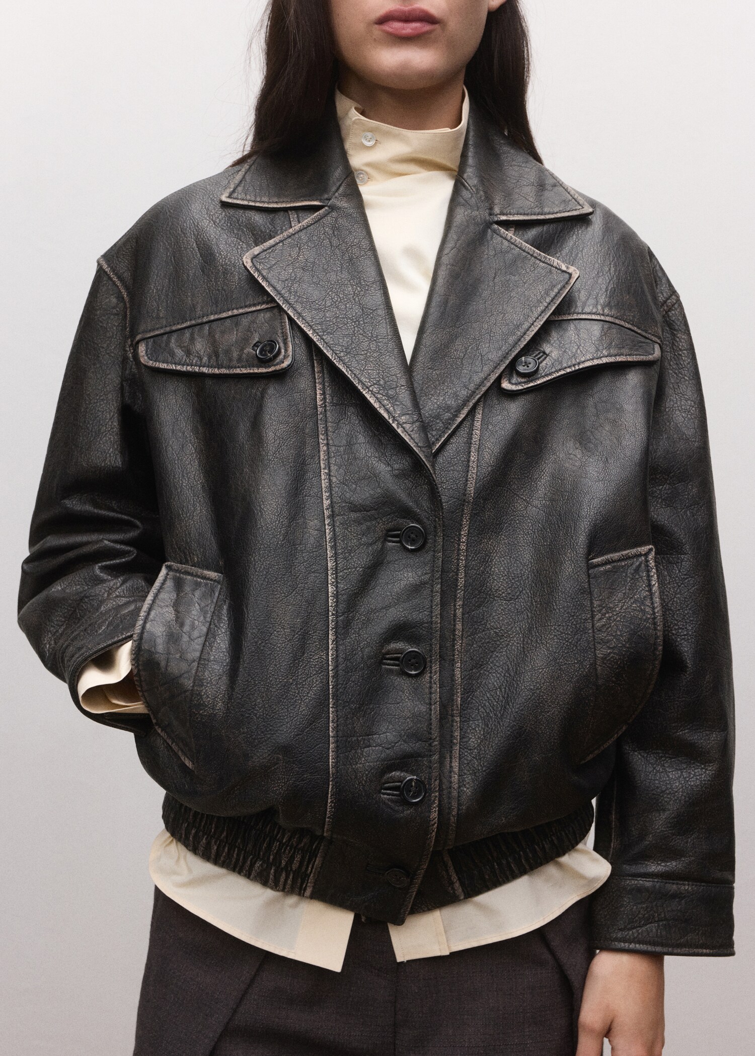 100% leather oversized jacket with buttons - Medium plane