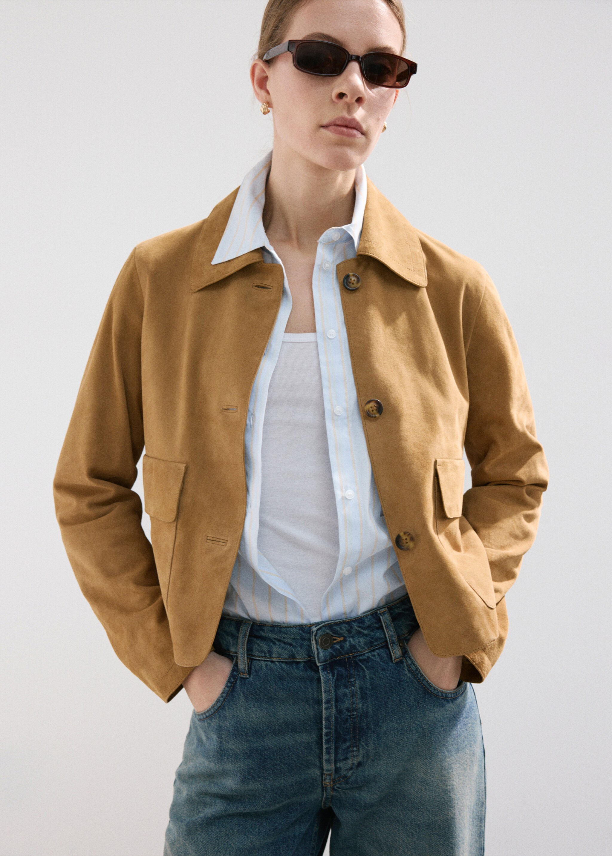 Wildleder-Jacke mit Taschen - Mittlere Ansicht, Okker. Ref: 27084788-01.