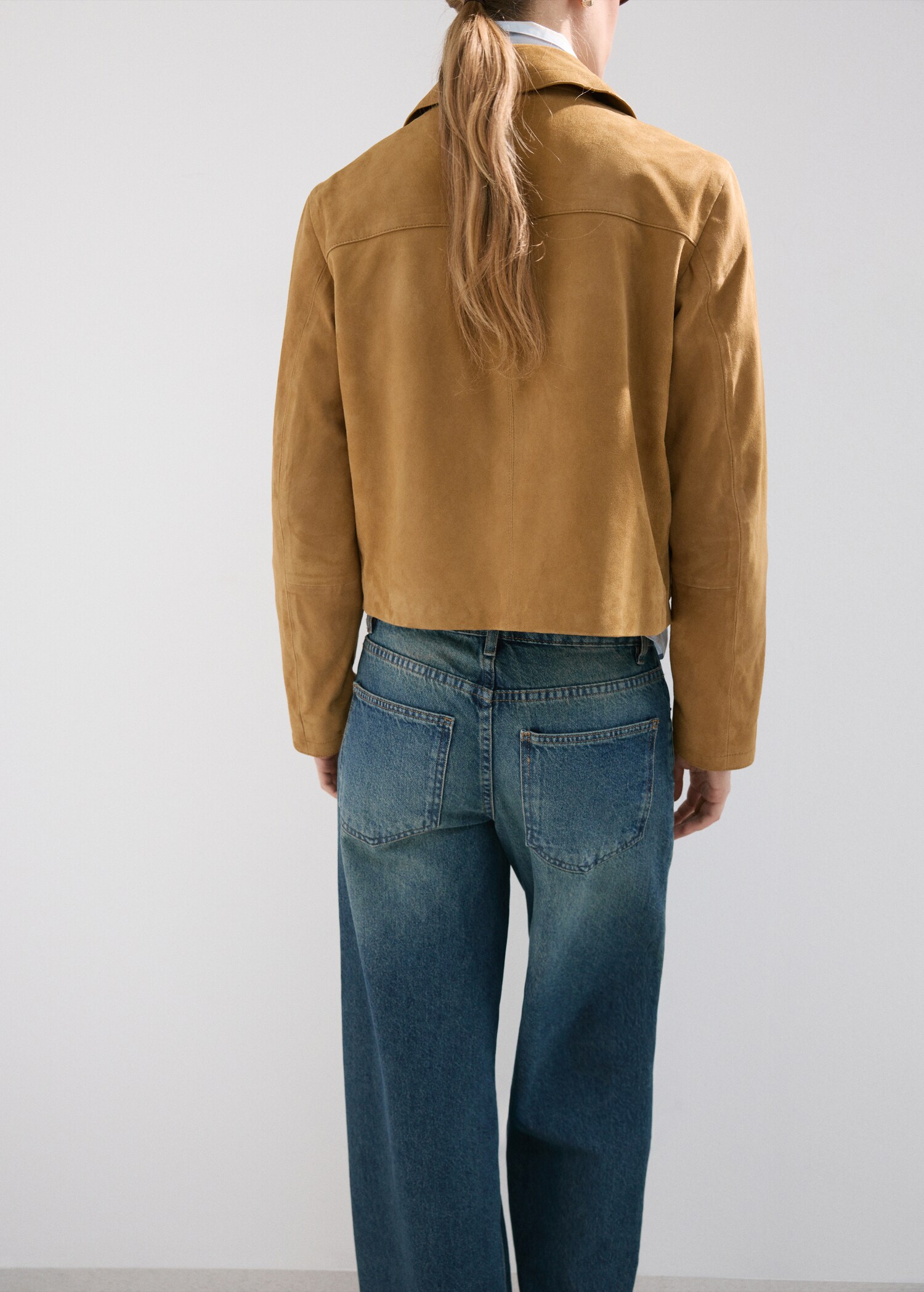 Wildleder-Jacke mit Taschen - Rückseite des Artikels