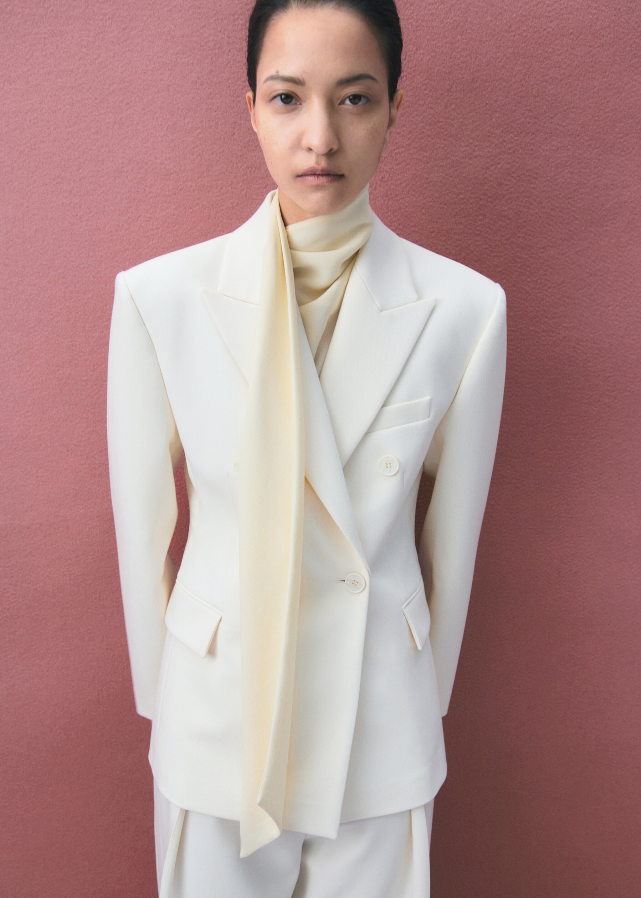 Fitted double-breasted blazer - Details of the article 1, Ecru. Ref: 27085843-01.