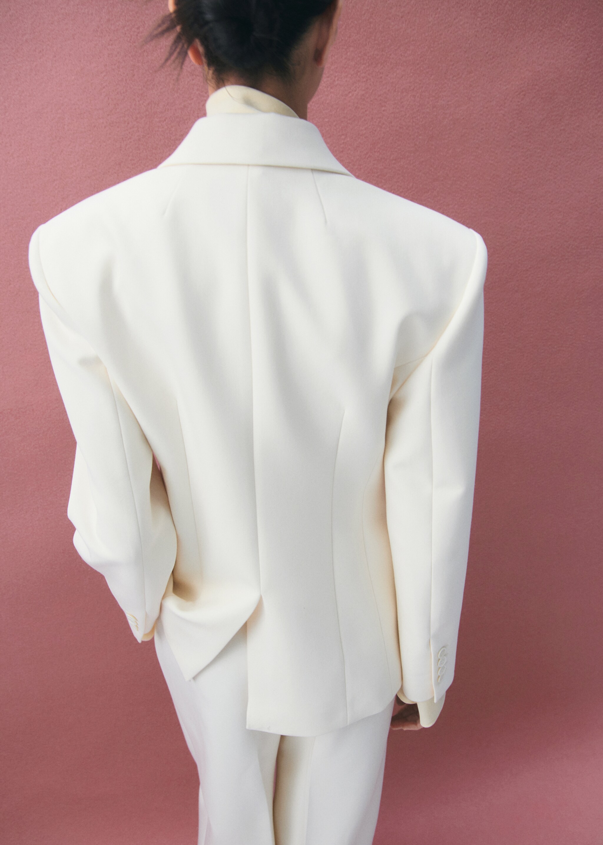 Fitted double-breasted blazer - Details of the article 6, Ecru. Ref: 27085843-01.