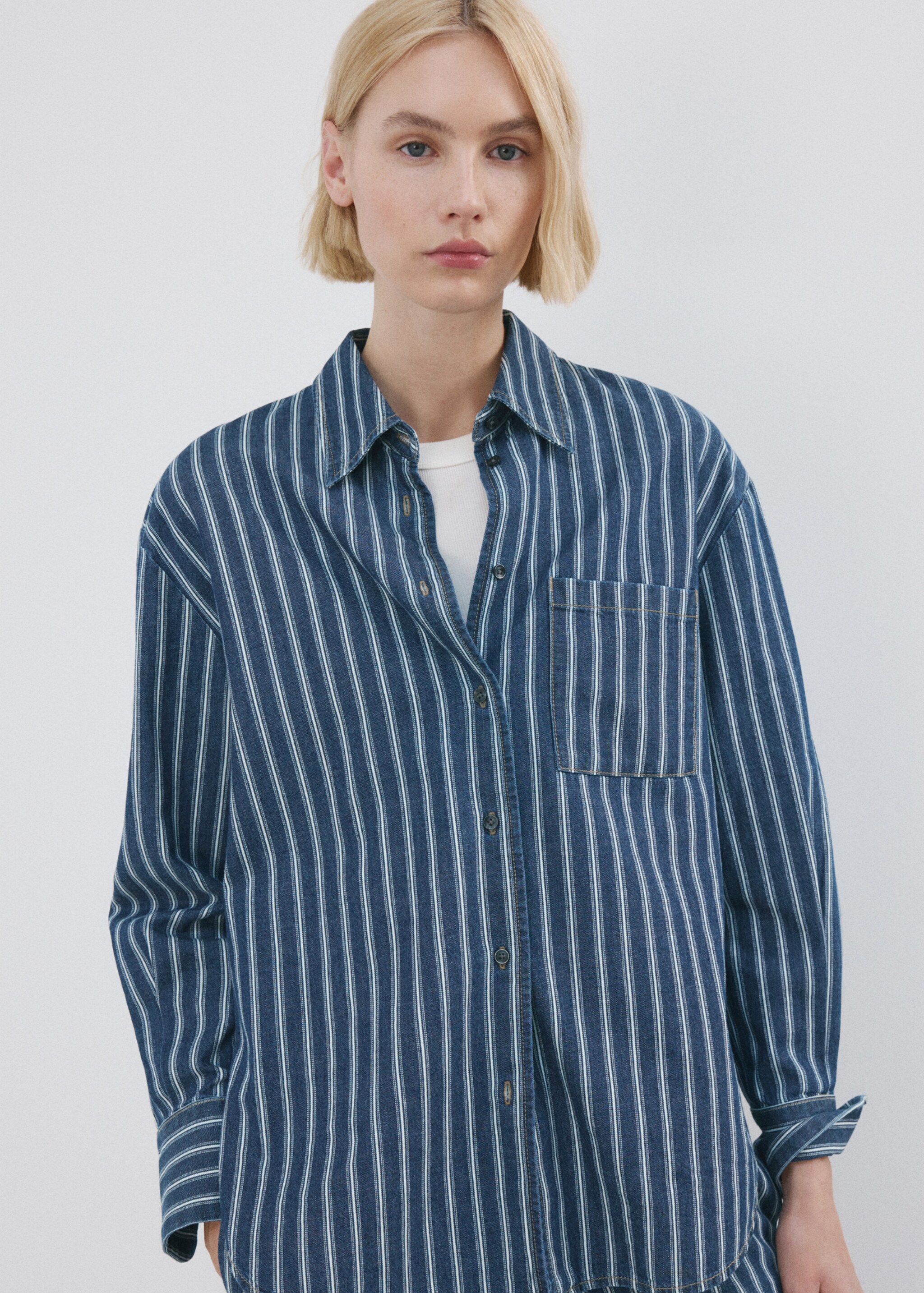 Striped denim shirt - Details of the article 2, Blue. Ref: 27086341-01.