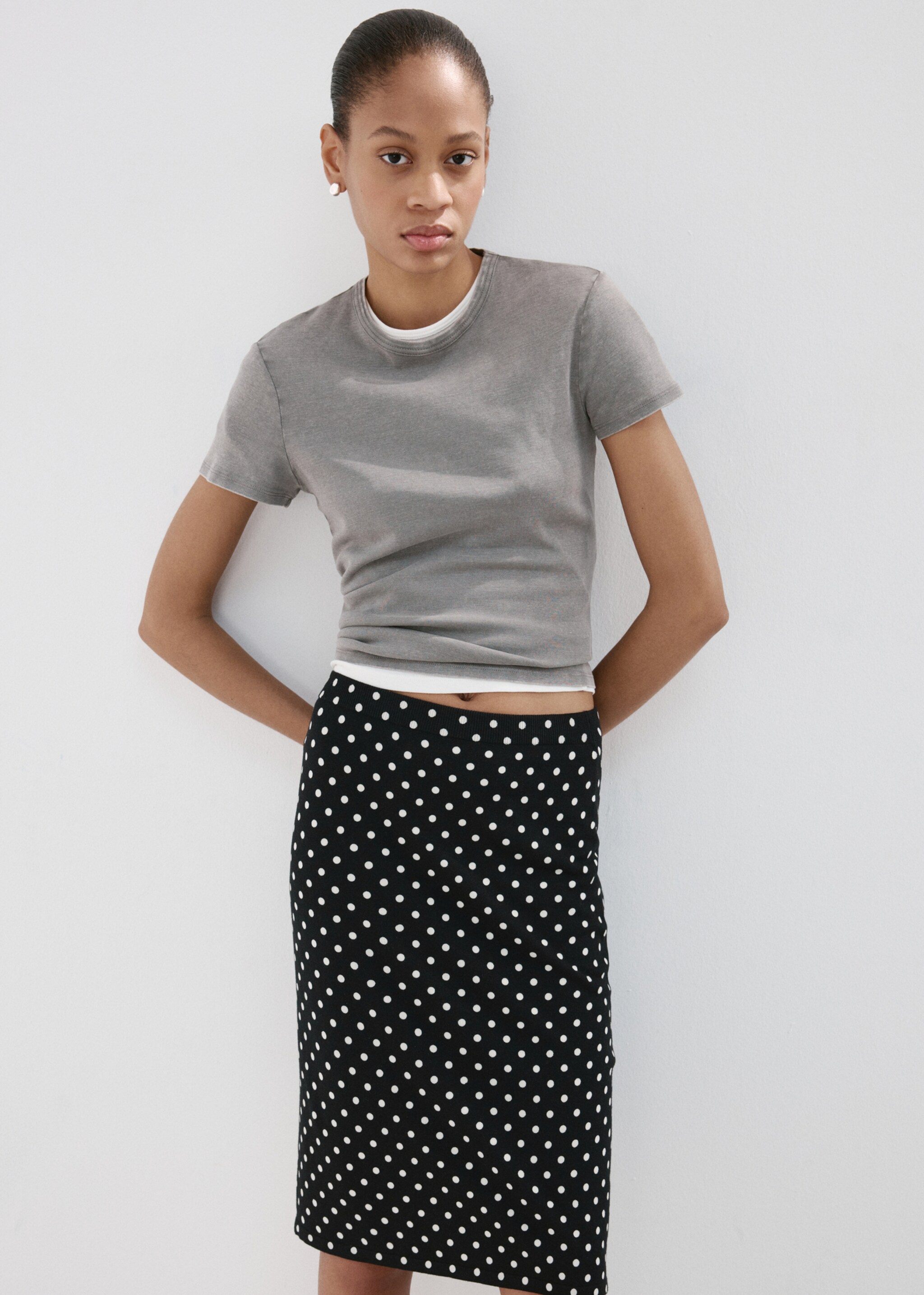 Polka dots midi skirt - Details of the article 1, Black. Ref: 27087145-01.