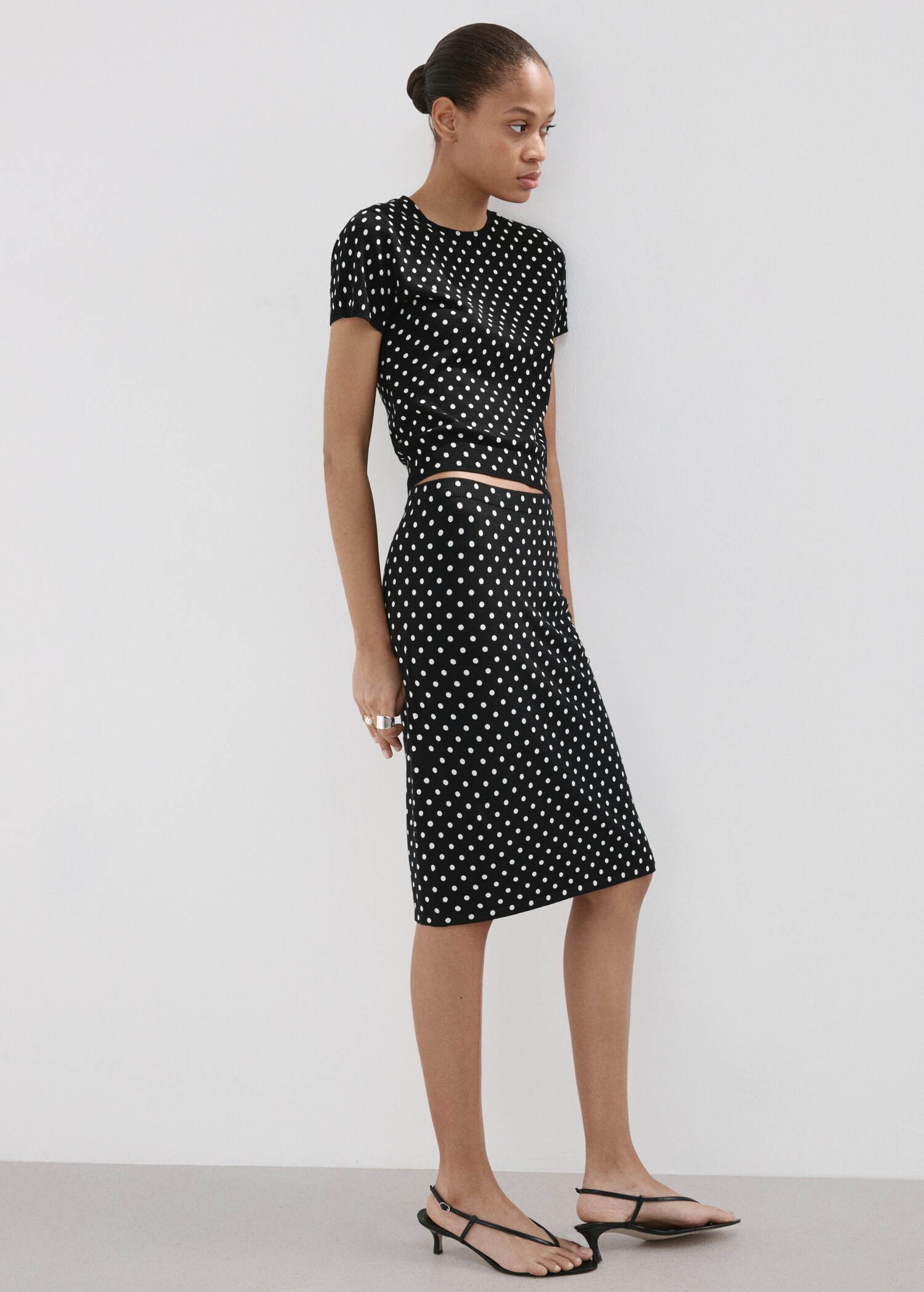 Polka dots midi skirt - General plane