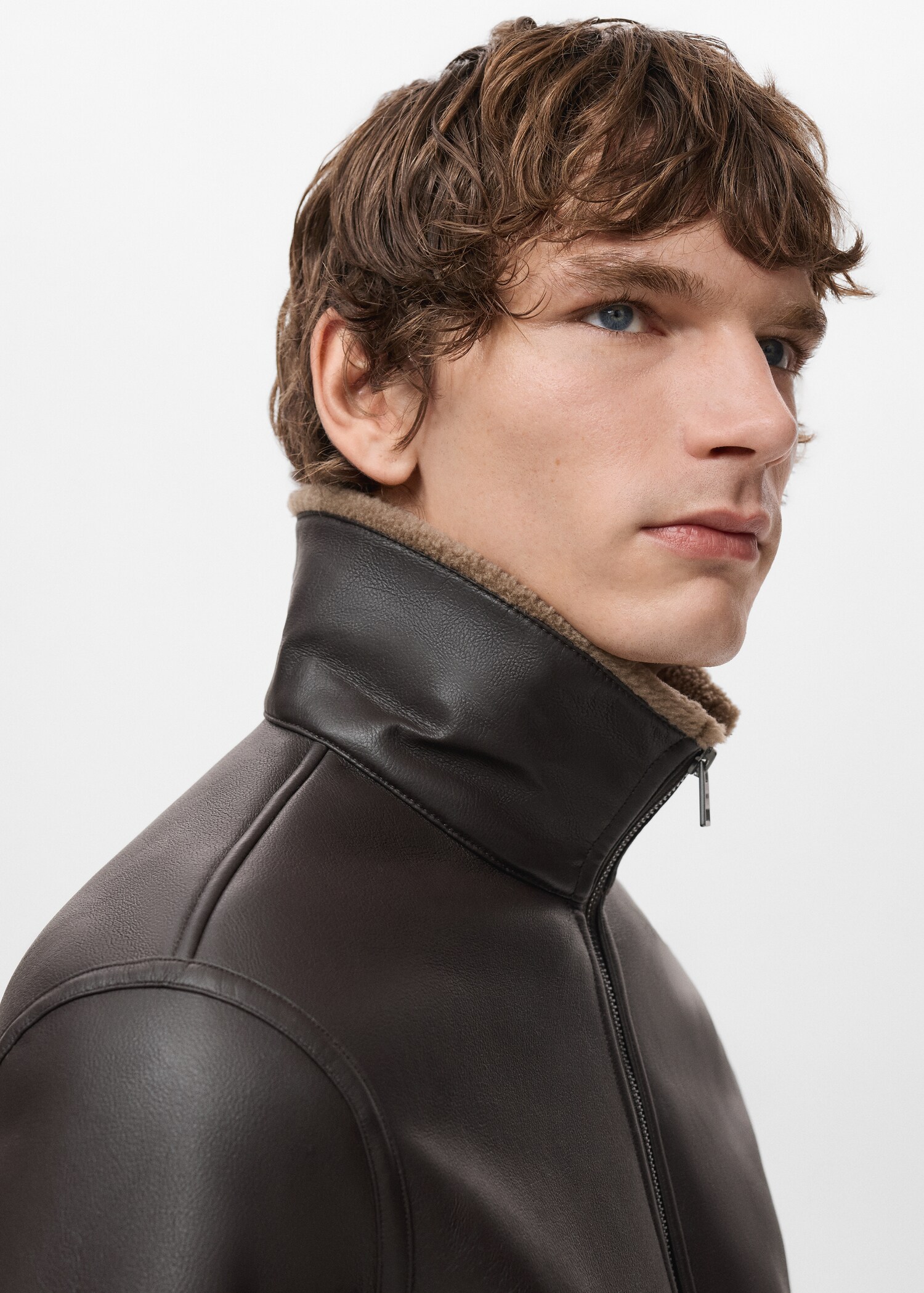 Faux-leather fleece jacket - Details of the article 6