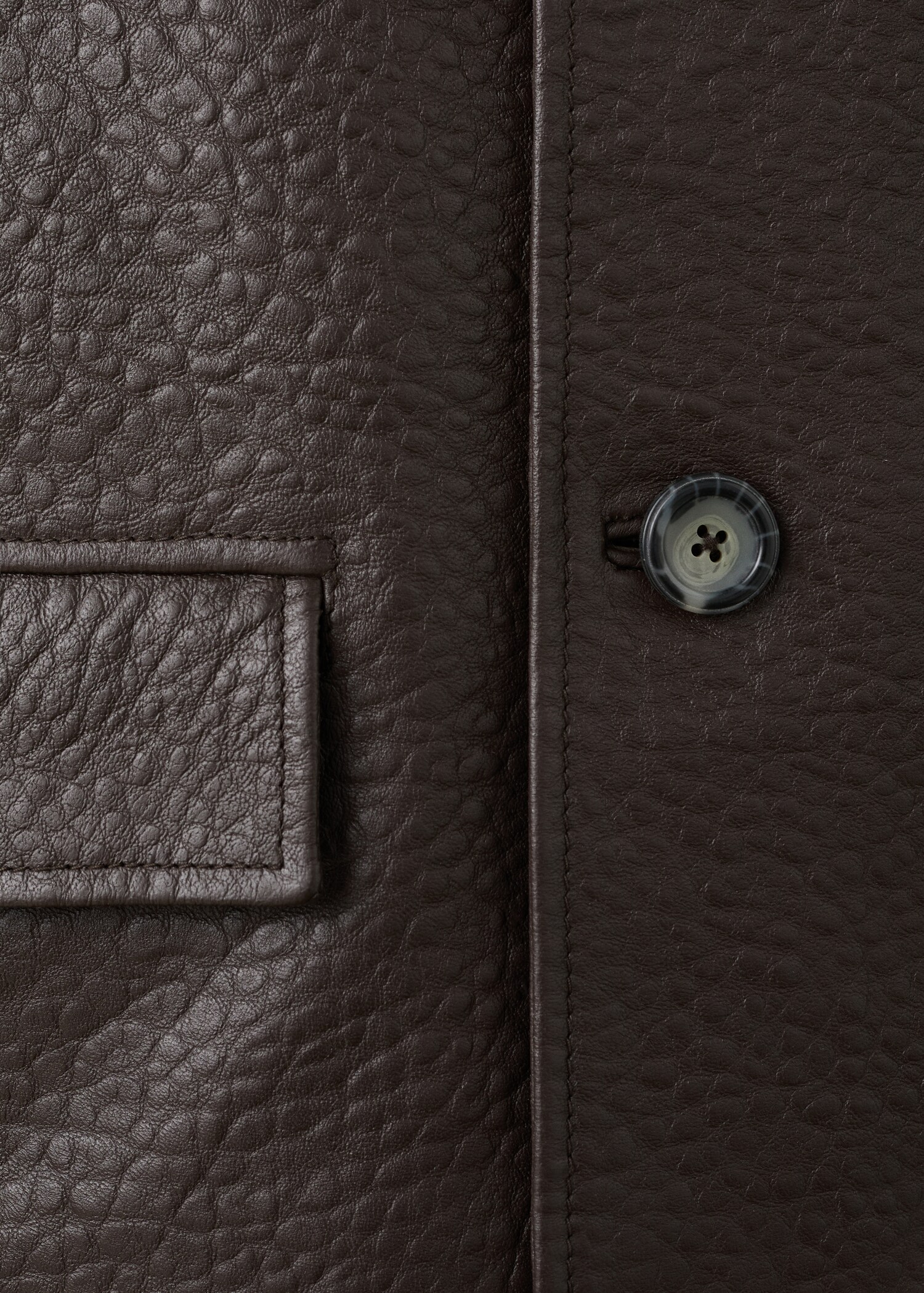 Leather jacket with buttons - Details of the article 8