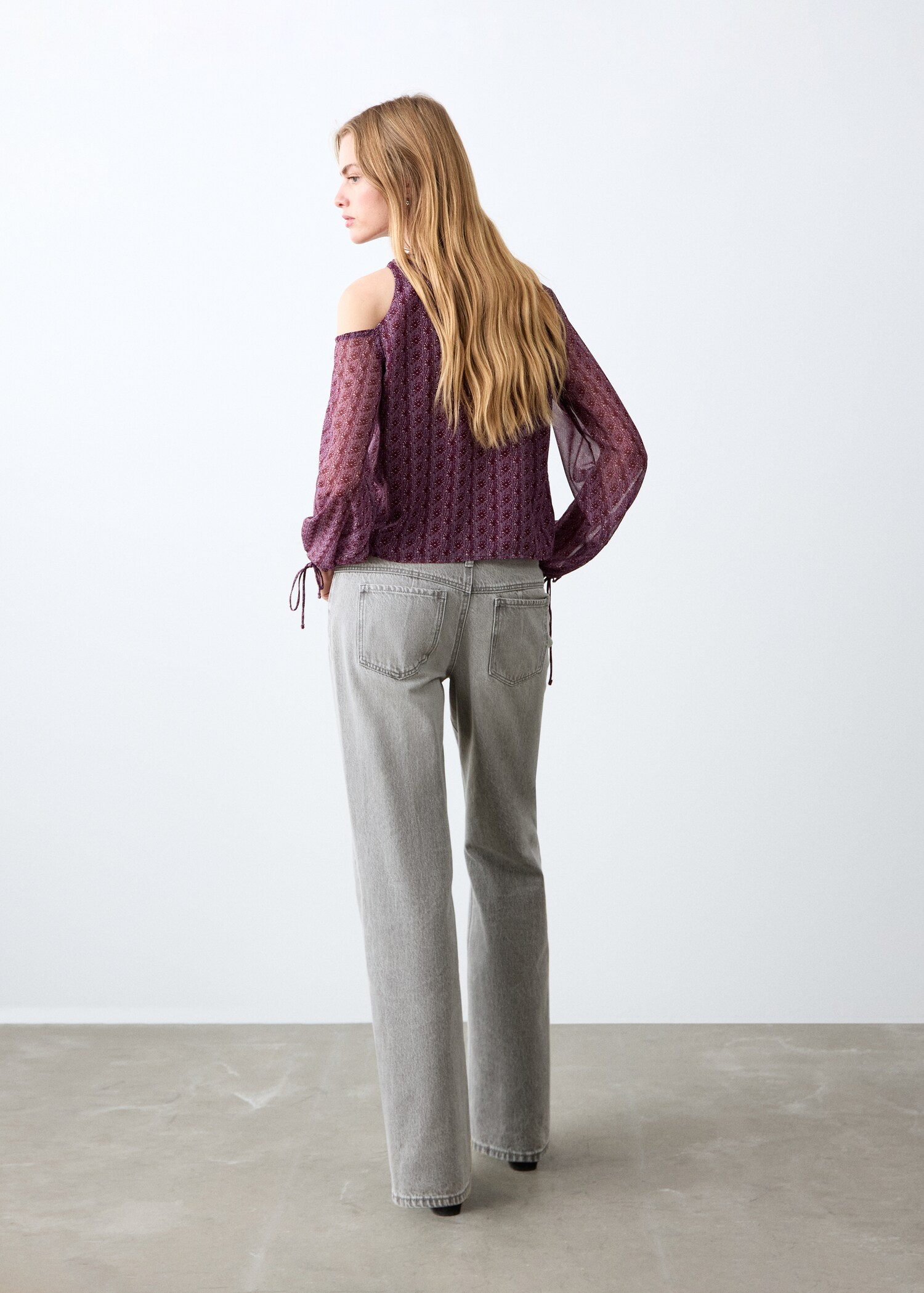 Low waist jeans - Reverse of the article