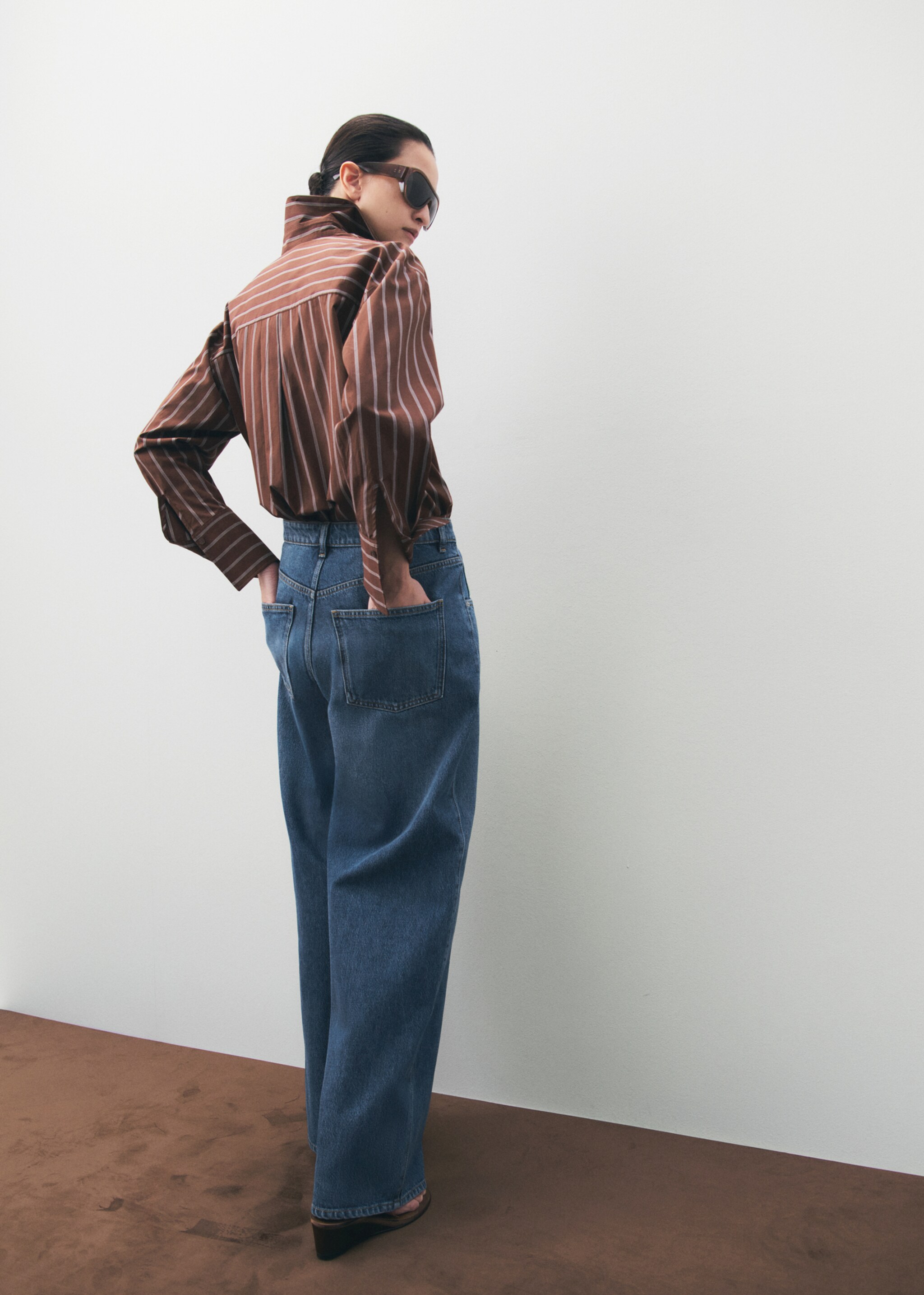 Mid-rise balloon jeans - Reverse of the article, Medium Blue. Ref: 27094094-01.