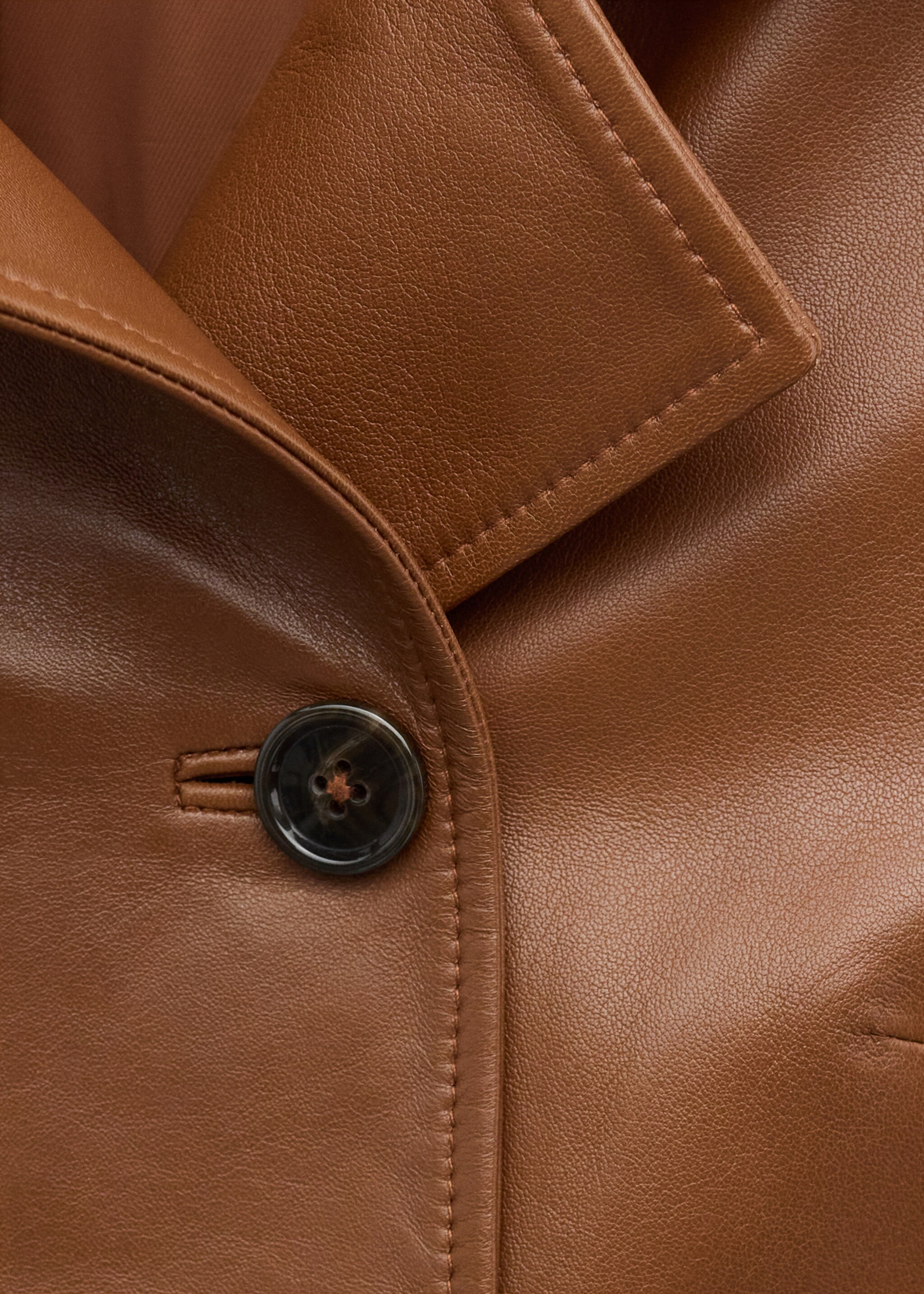 100% leather double-breasted jacket - Details of the article 8, Medium Brown. Ref: 27094432-01.