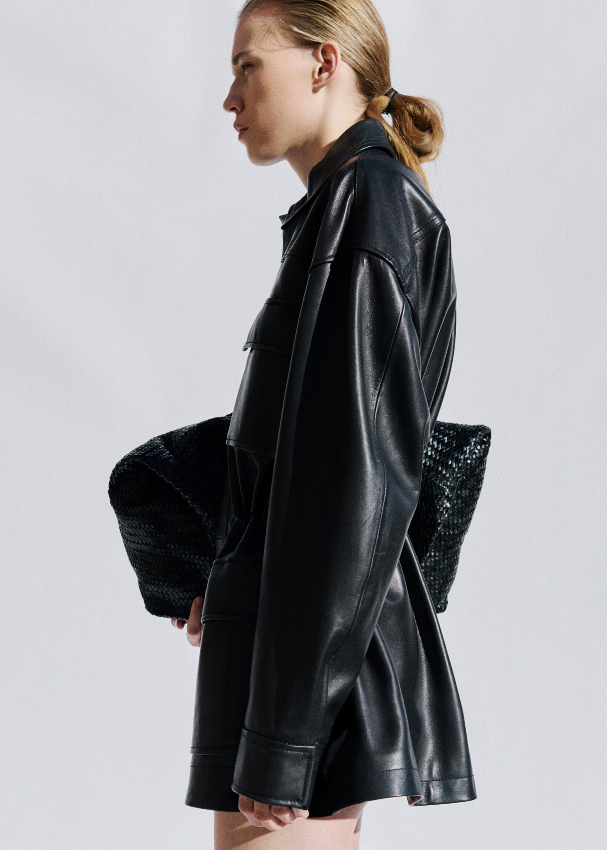 Parka piel cintura fruncida - Plano medio, Negro. Ref: 27094434-03.