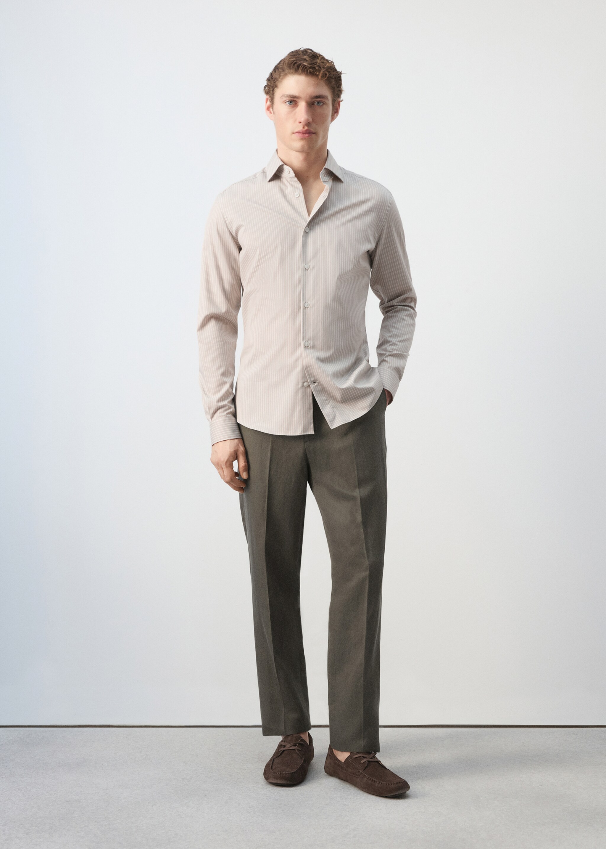 Chemise slim fit coton rayée - Plan général, Sable. Ref: 27095934-01.