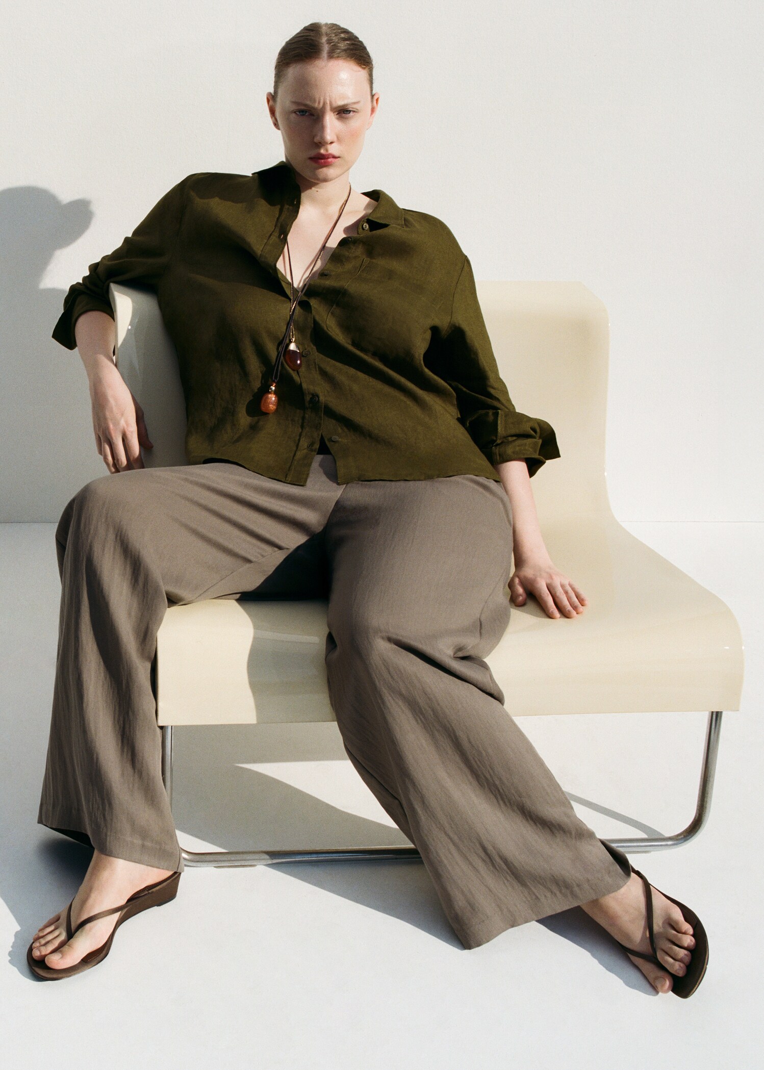 Pocket linen shirt - Details of the article 7