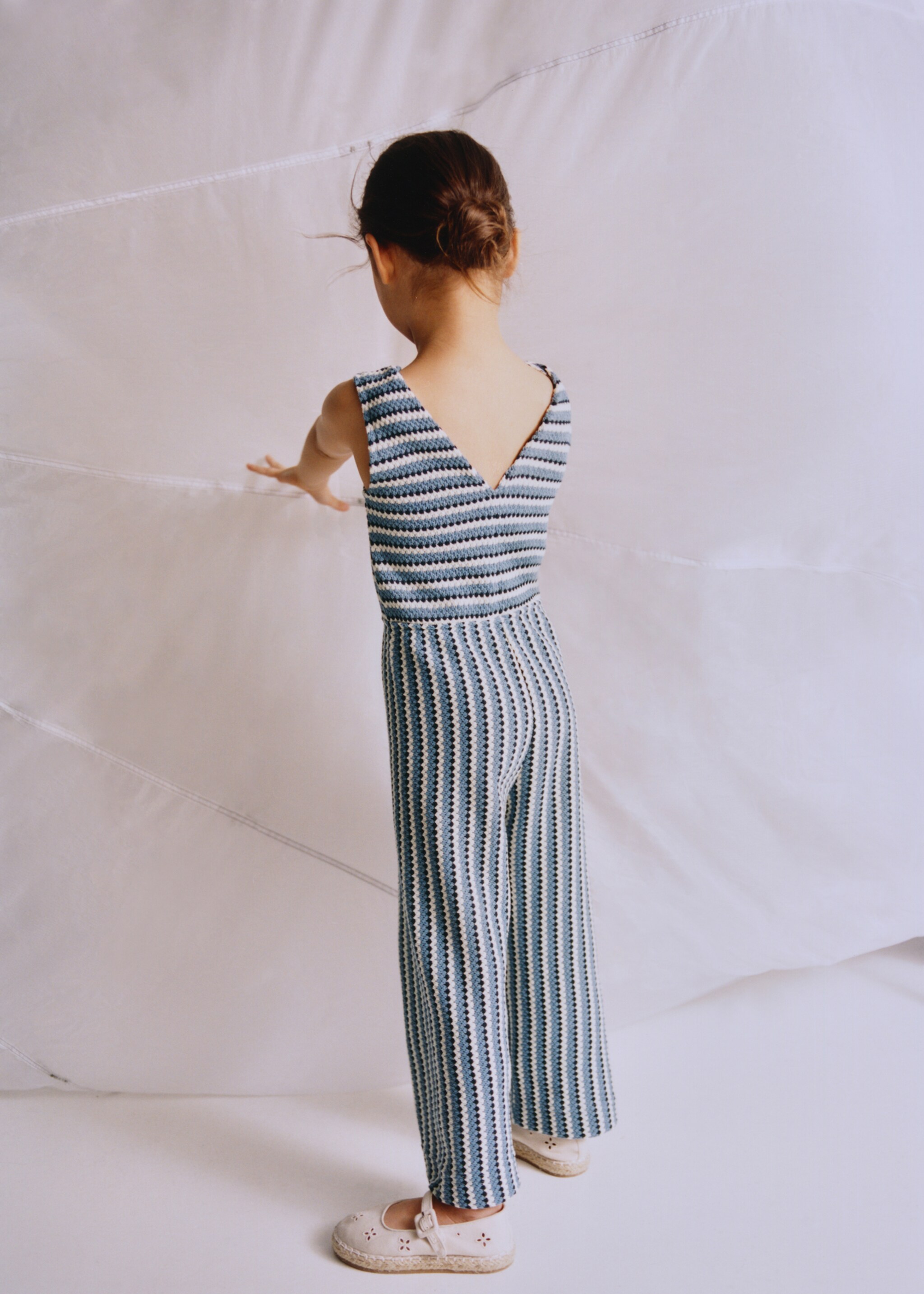 Cable knit long jumpsuit - Details of the article 5, Navy. Ref: 27096357-01.