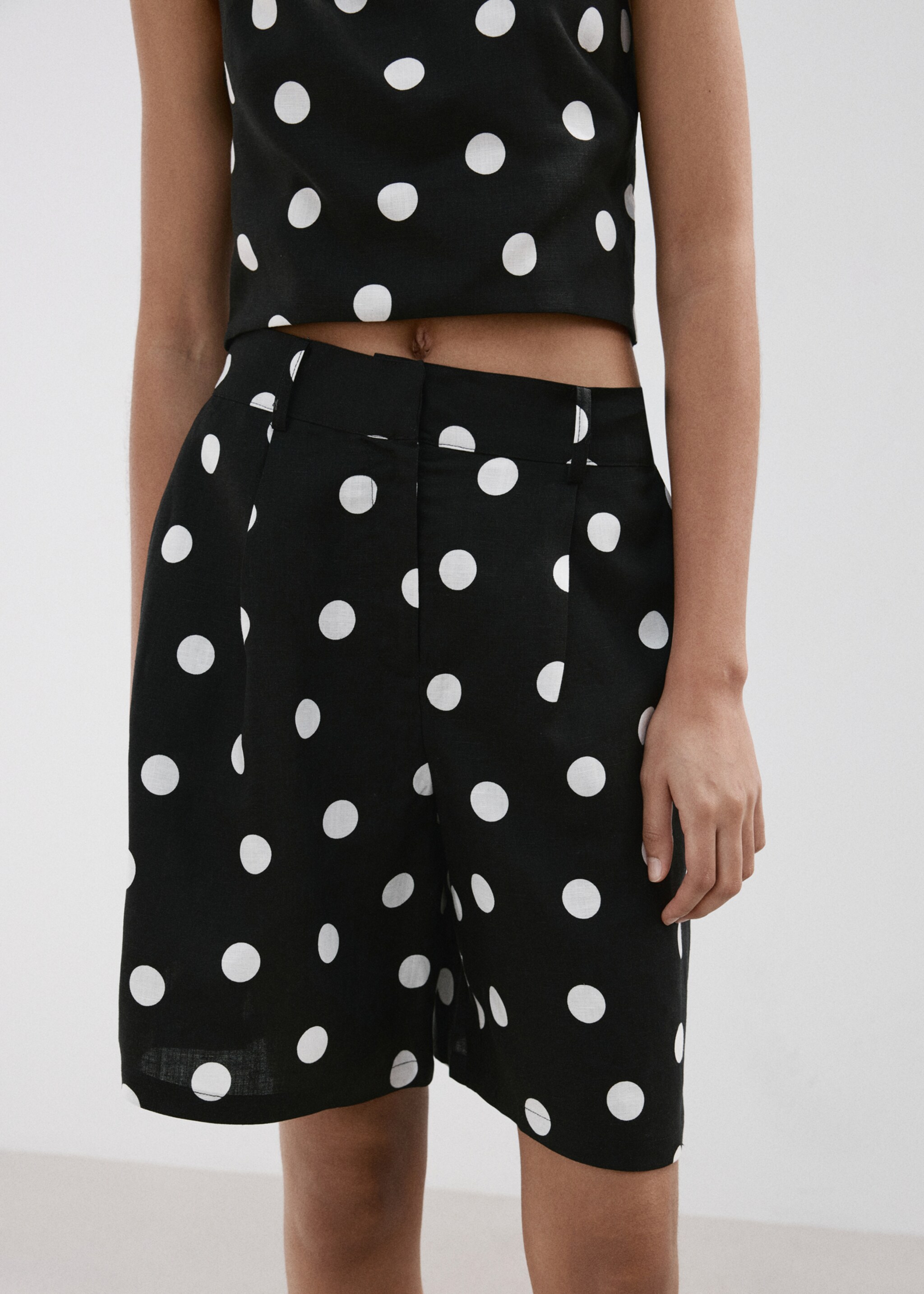 Lyocell polka dot shorts - Details of the article 4, Black. Ref: 27097152-01.