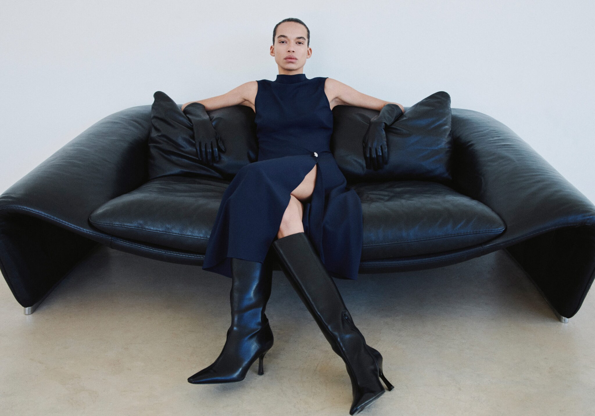 A-line dress with metal embellishment - Panoramic plane