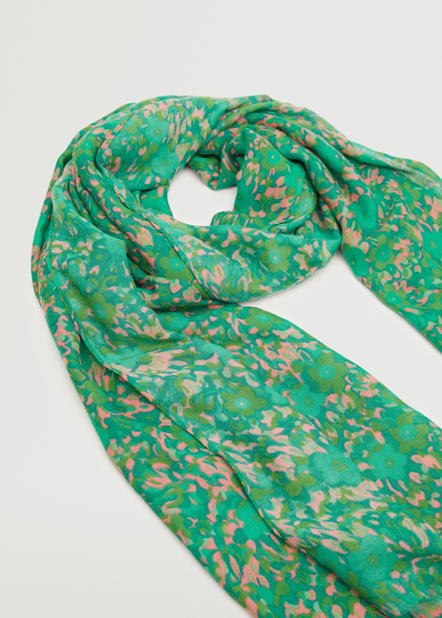 Printed scarf - Details of the article 2