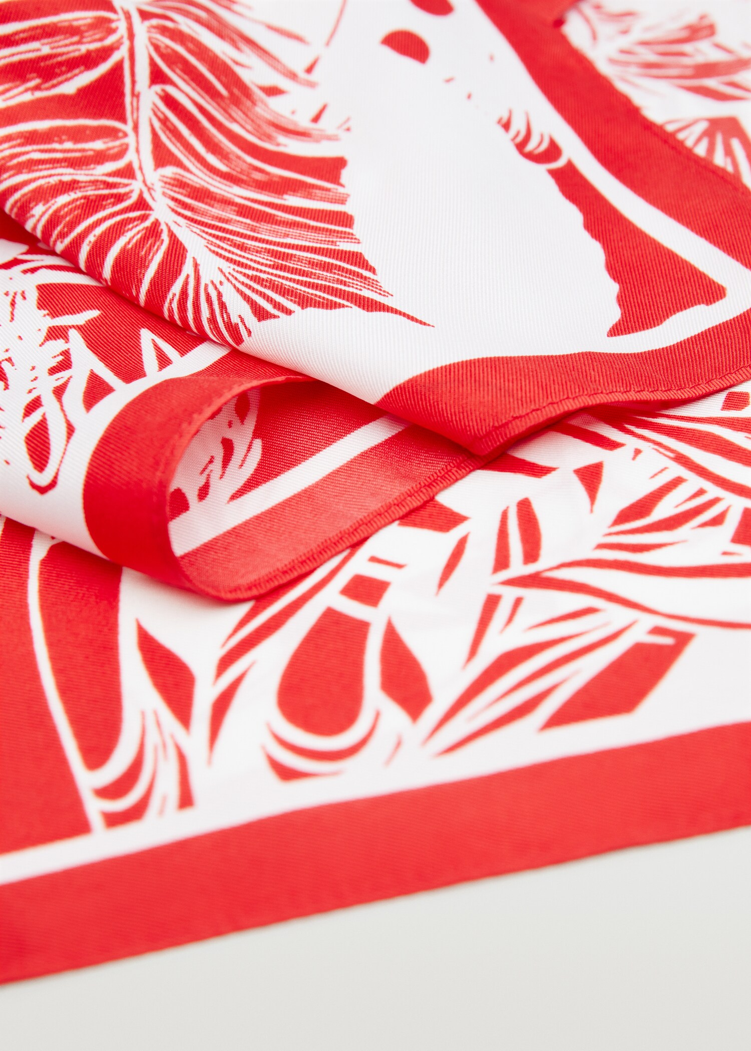 Floral printed scarf - Details of the article 2