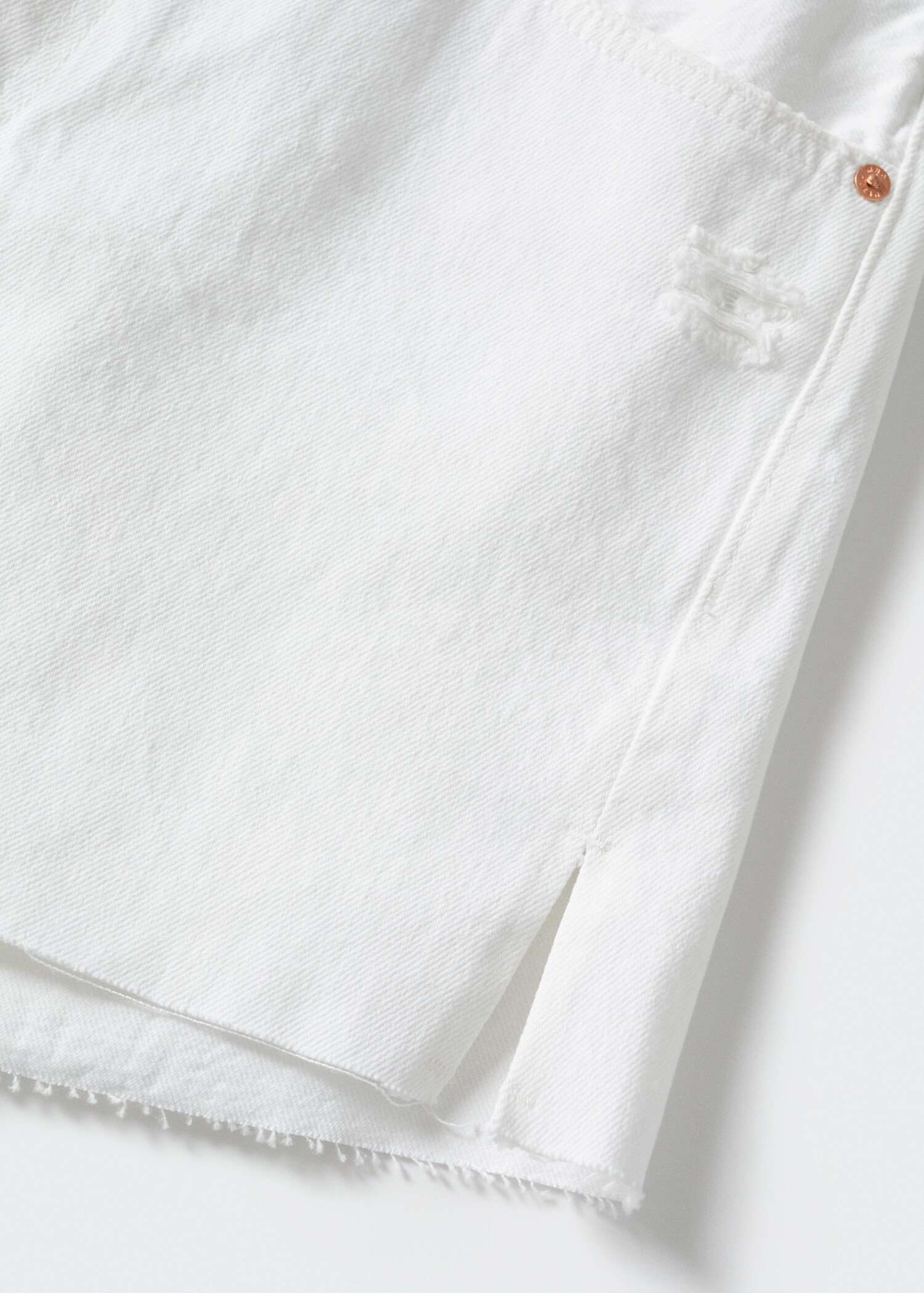 Relaxed-fit denim short - Details of the article 8