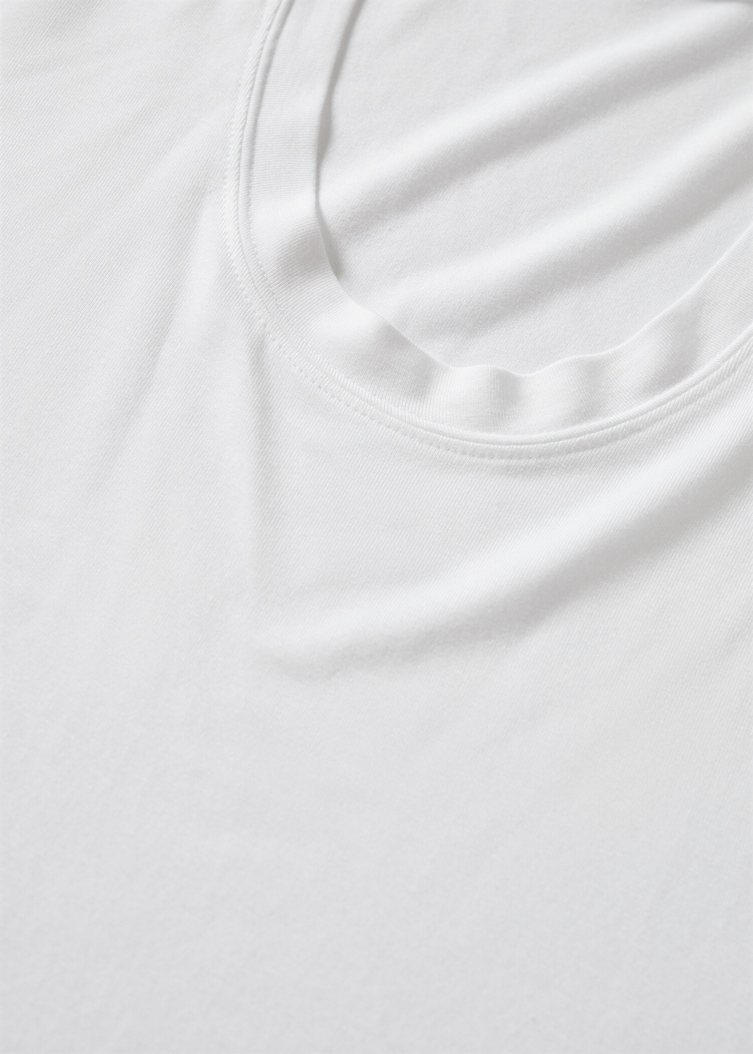 Camiseta cuello redondo - Detalle del artículo 8