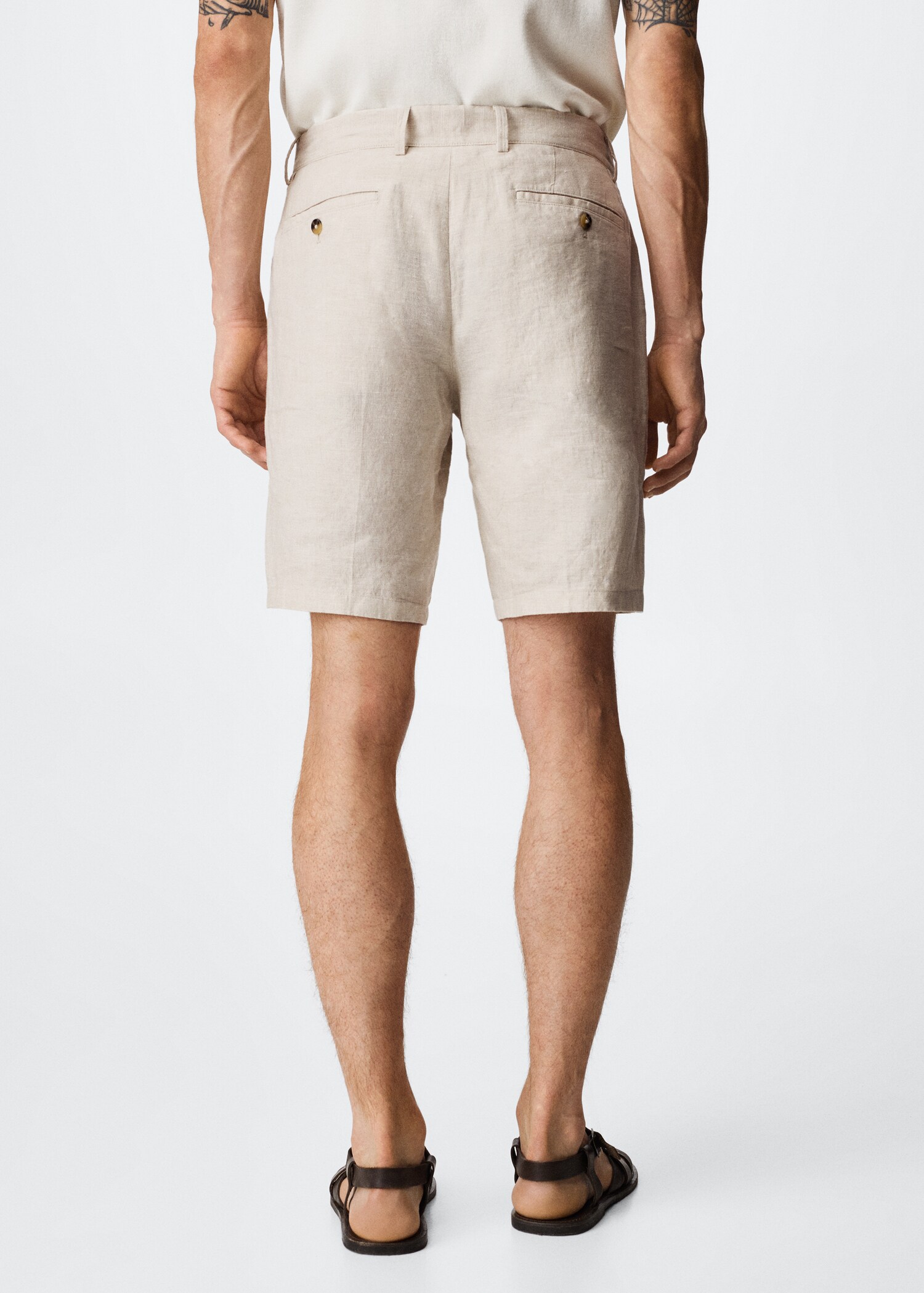 100% linen shorts - Reverse of the article