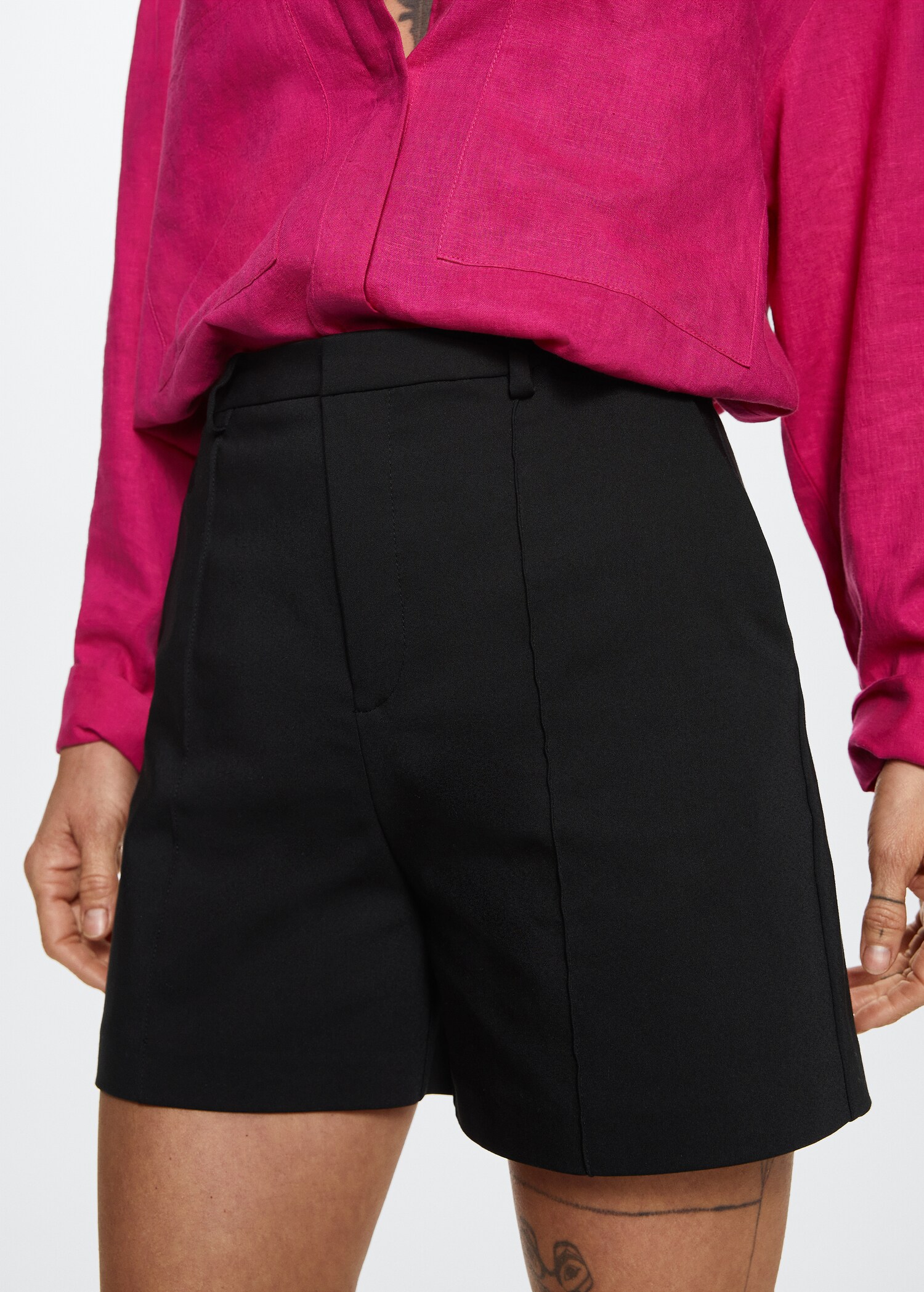 Pockets cotton shorts - Details of the article 2