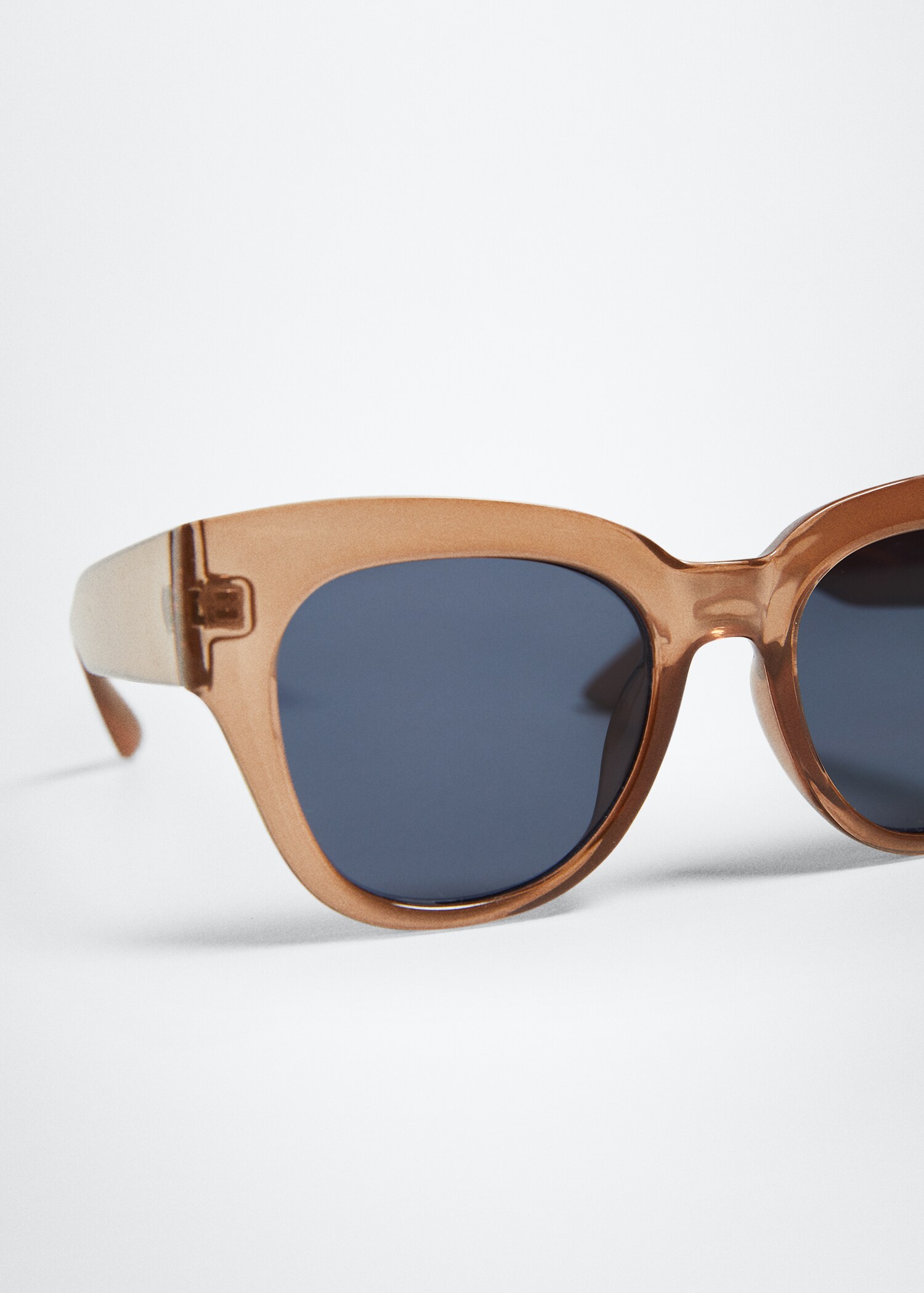 Retro style sunglasses - Medium plane
