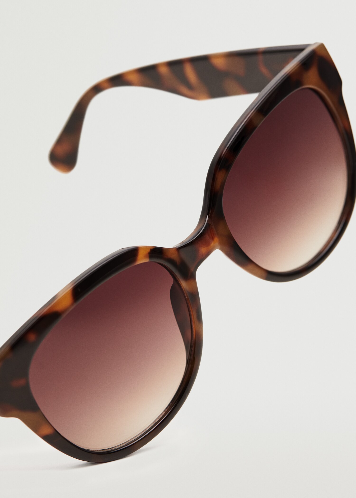 Cat-eye sunglasses - Details of the article 3