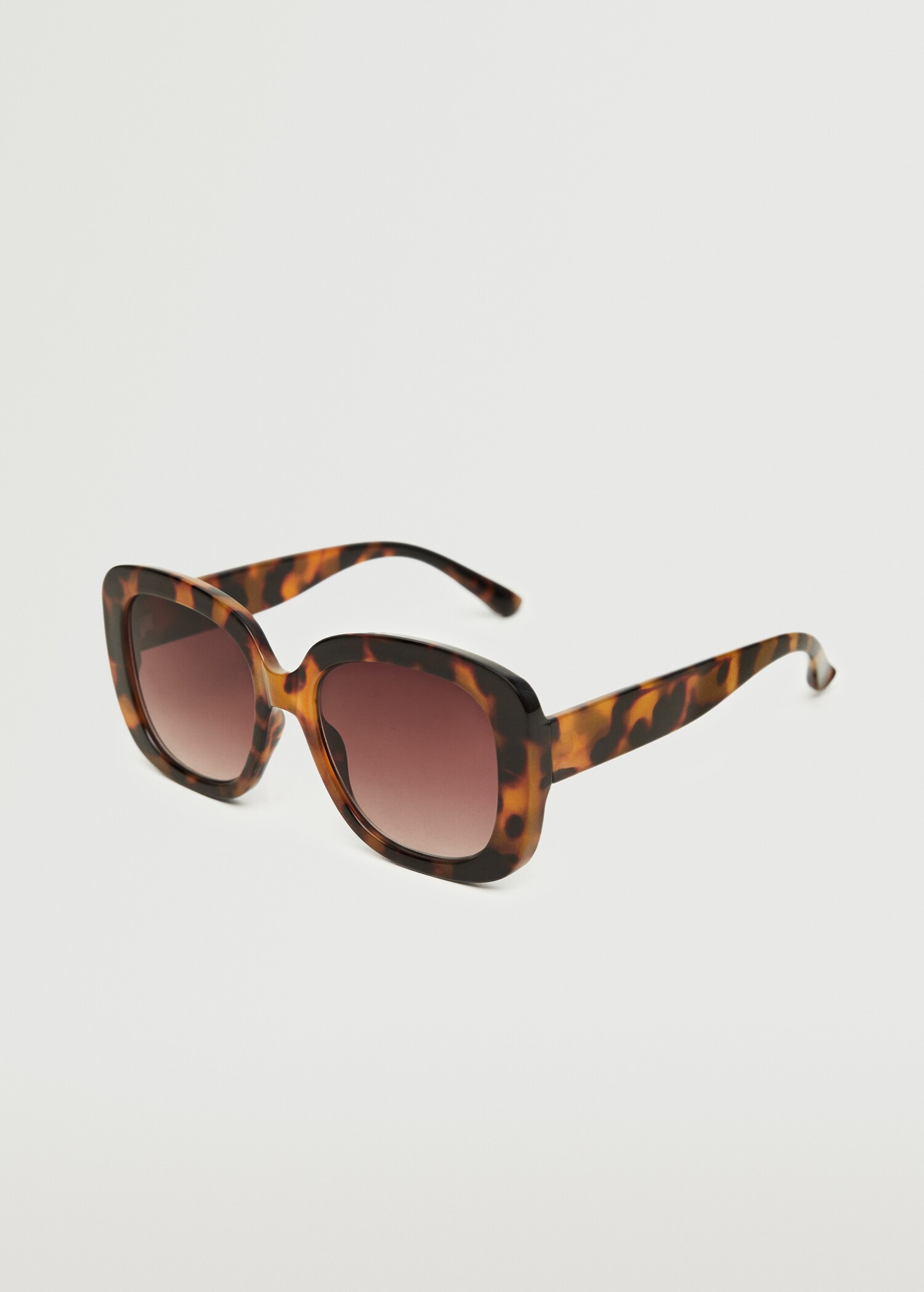 Lunettes de soleil monture plastique - Plan moyen