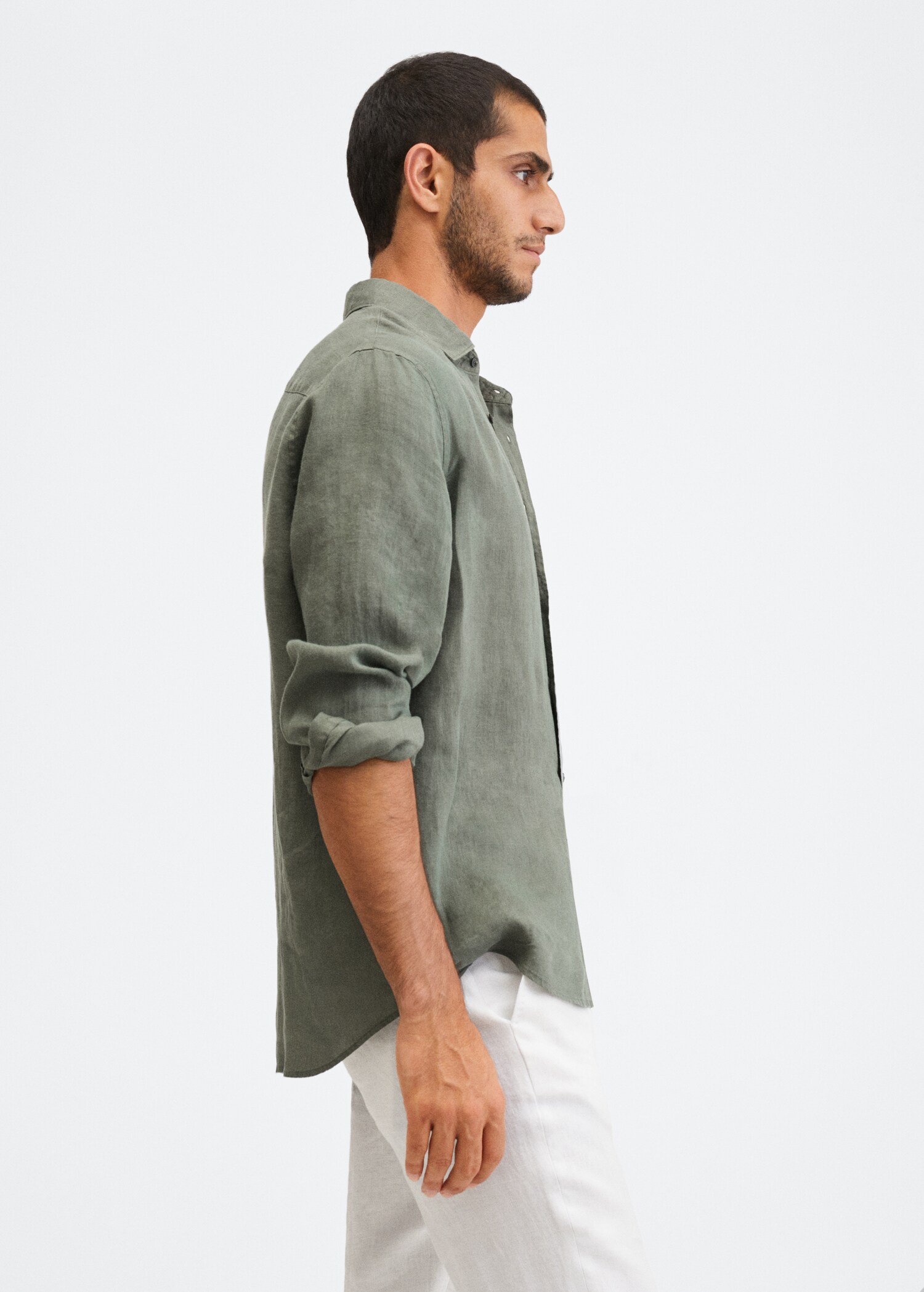 Regular-fit 100% linen shirt - Details of the article 2