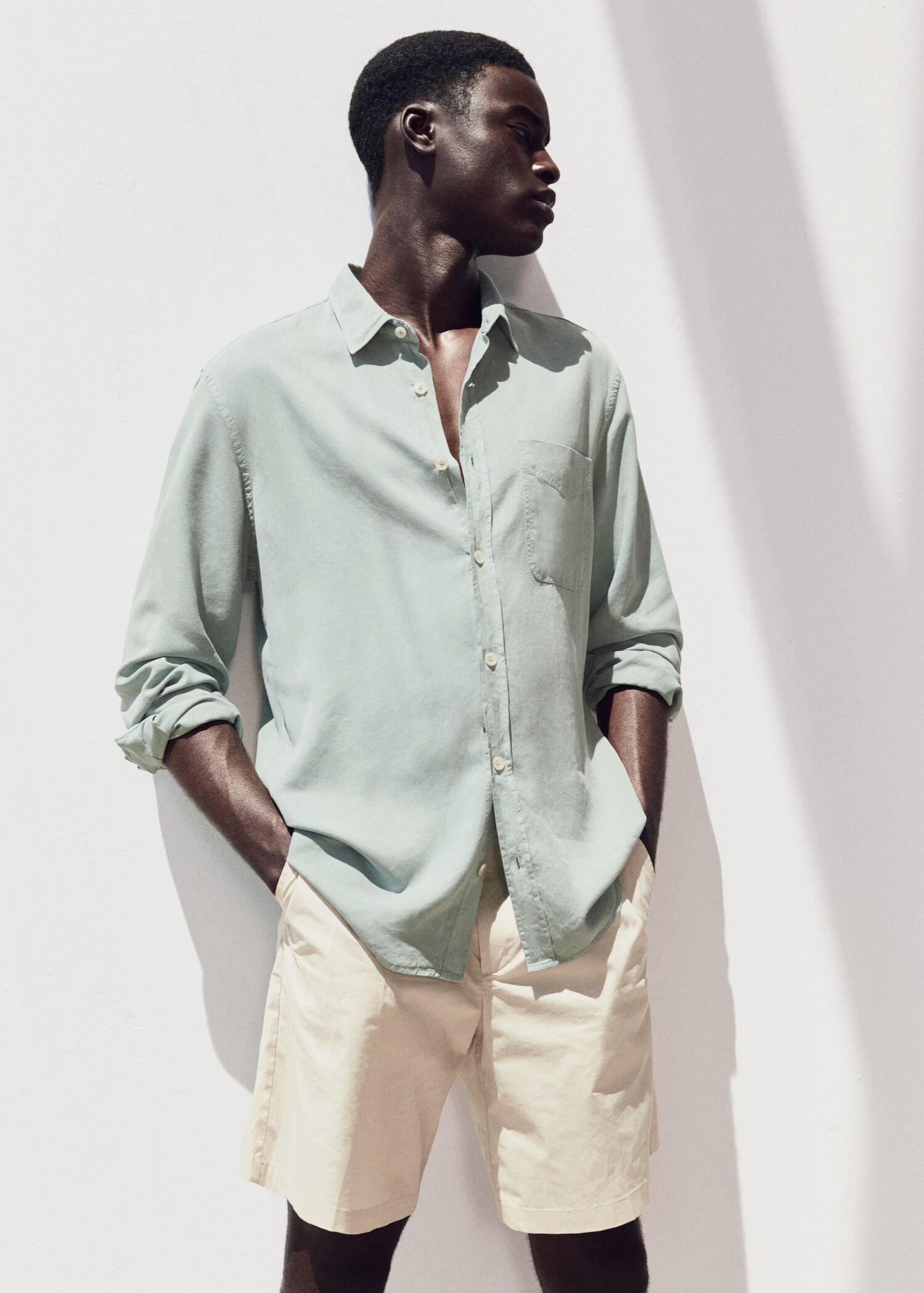 Cotton pleated Bermuda shorts - Details of the article 6