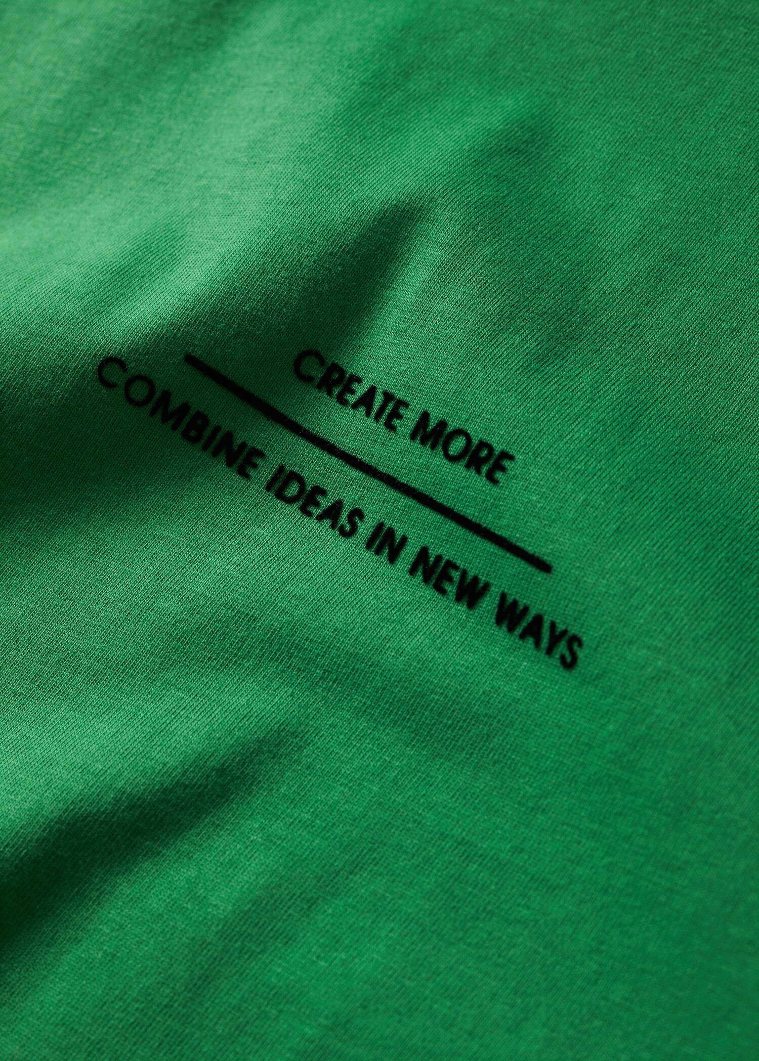 T-Shirt mit Schriftzug - Detail des Artikels 7