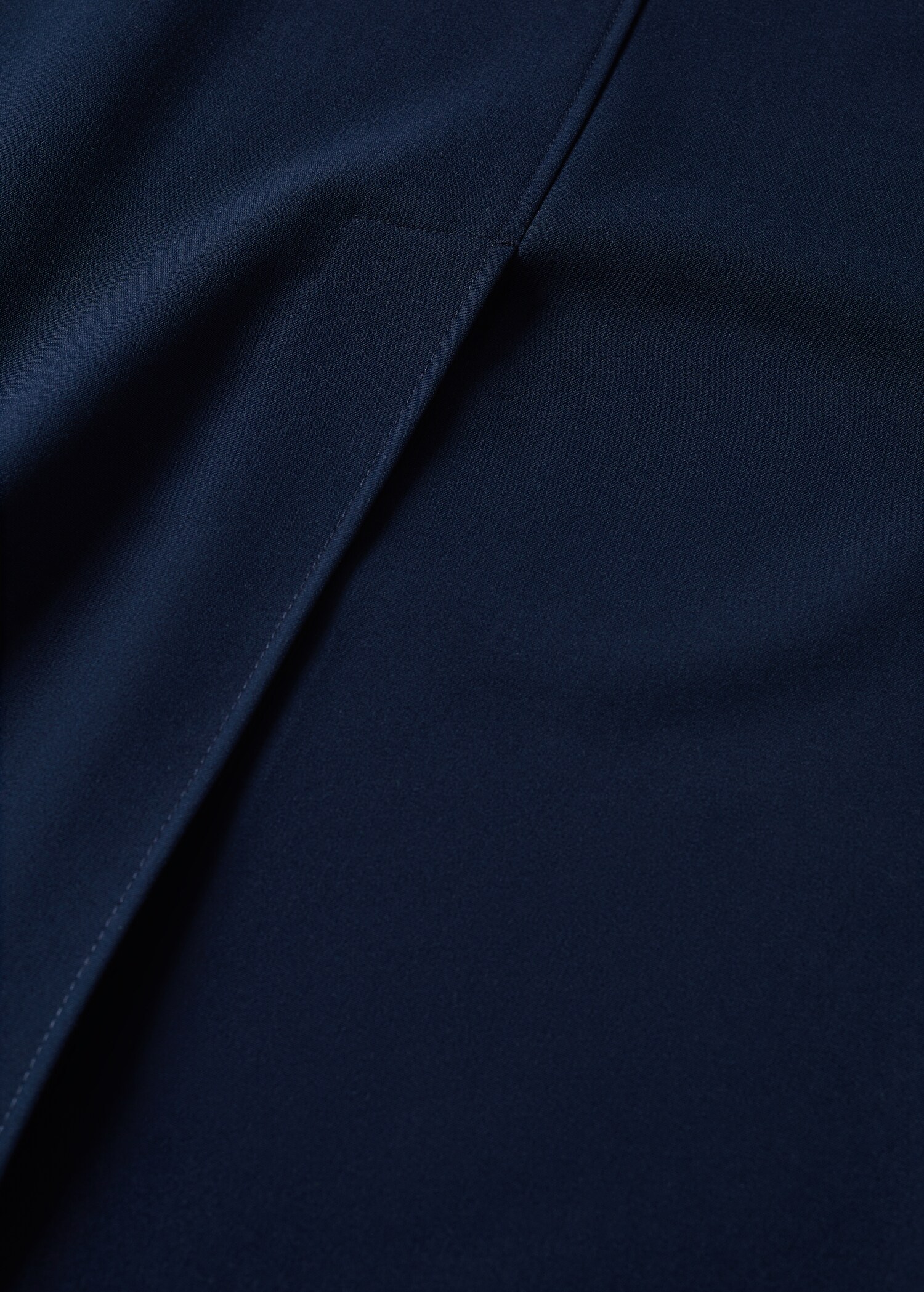 Slit hem skirt - Details of the article 8